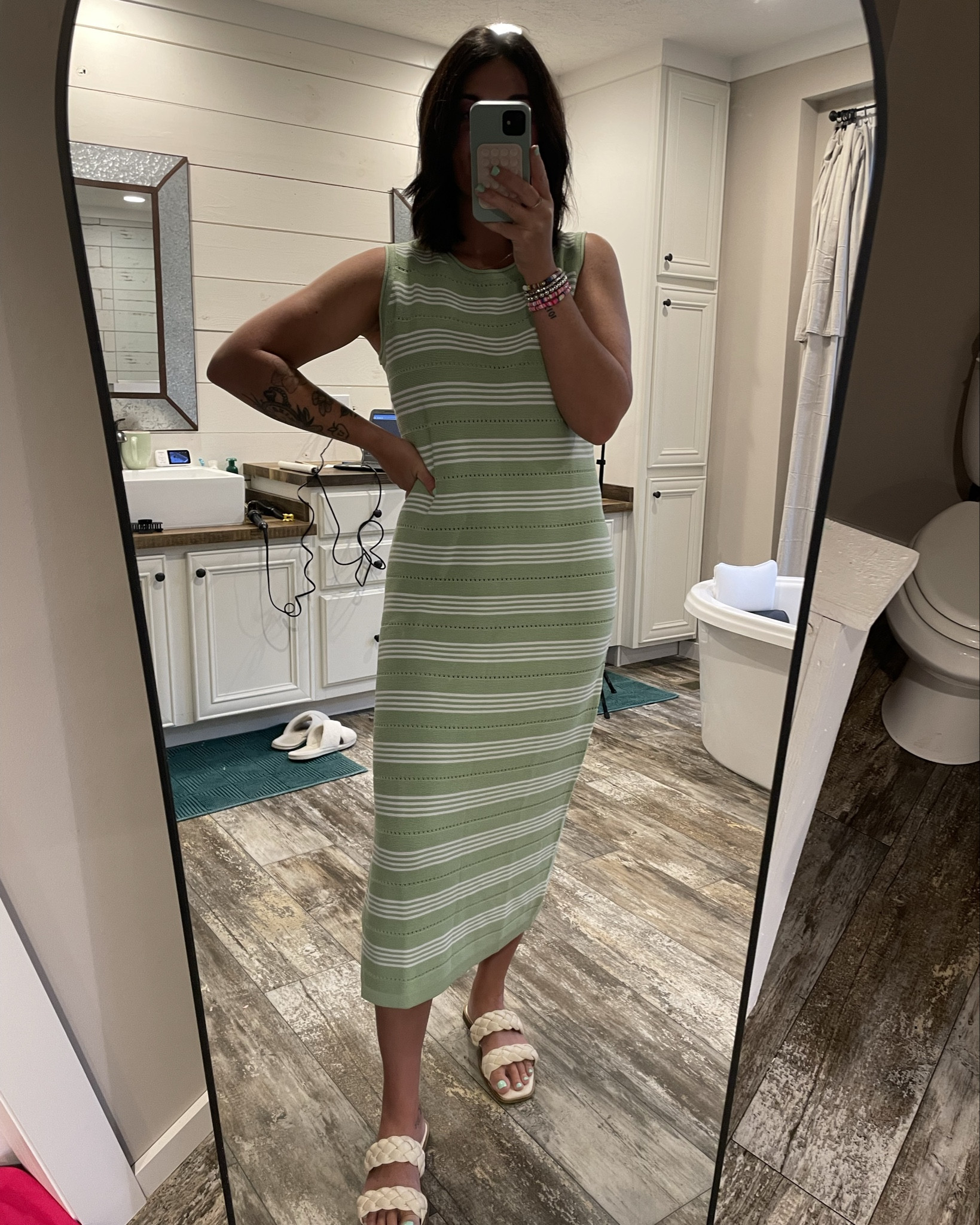 Viewing a venue for my sis today. Threw on this knit maxi. Quality is phenomenal + color is perfect. TTS! I’m wearing a large. Would size down for a more fitted look  

#LTKStyleTip #LTKSeasonal #LTKFindsUnder50