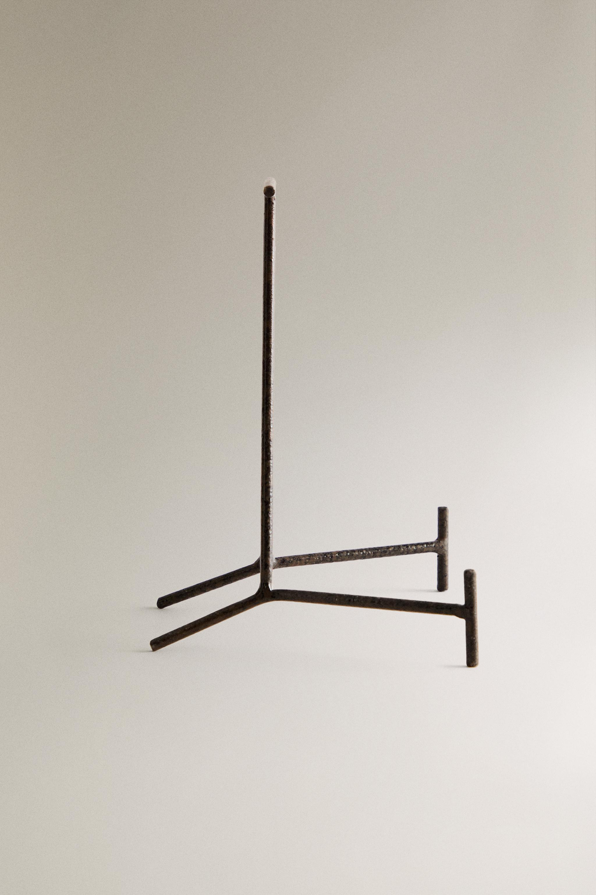 METAL STAND | Zara US