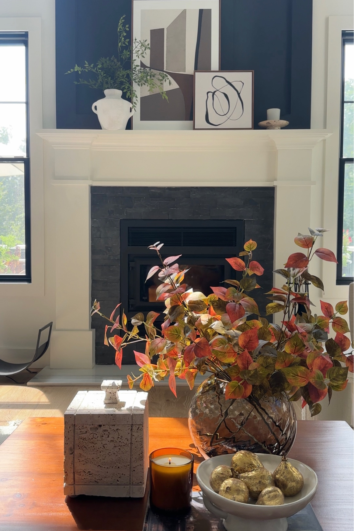 Fall coffee table styling

I’m so ready to bring out everything Fall. Are you?


Seasonal decor, great room, faux stems, leaves, autumn, travertine, candle, glass vase, fireplace

#LTKFind #LTKhome #LTKSeasonal