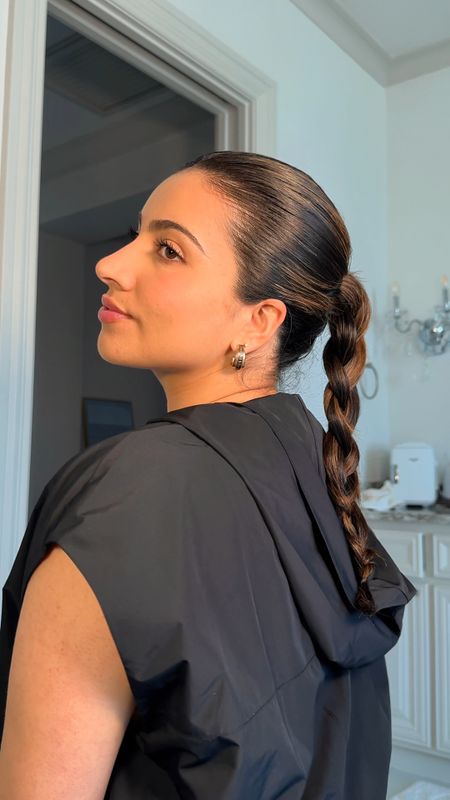 how I get my slick back ponytail🫶🏼 

products used:
Aavrani hair density boosting treatment
Tresemme ultra fine hairspray
Target double ended brush 

#LTKfindsunder50 #LTKbeauty #LTKxSephora