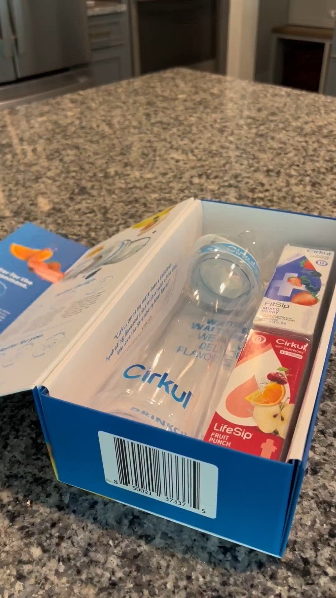 switching up my water game 💧 
this Cirkul bottle keeps it clean and simple 💅🏼 
flavor only comes out when you sip, no sugar, no calories, no artificial stuff ✨🚫
one cartridge makes six 20oz drinks, and swapping flavors is so easy 🙌🏼

#ltk #ltkhome #ltkfinds #hydration #wellness #cleanliving #everydayessentials #cirkul #healthylifestyle #drinkmorewater


#LTKmomlife #LTKActive #LTKTravel