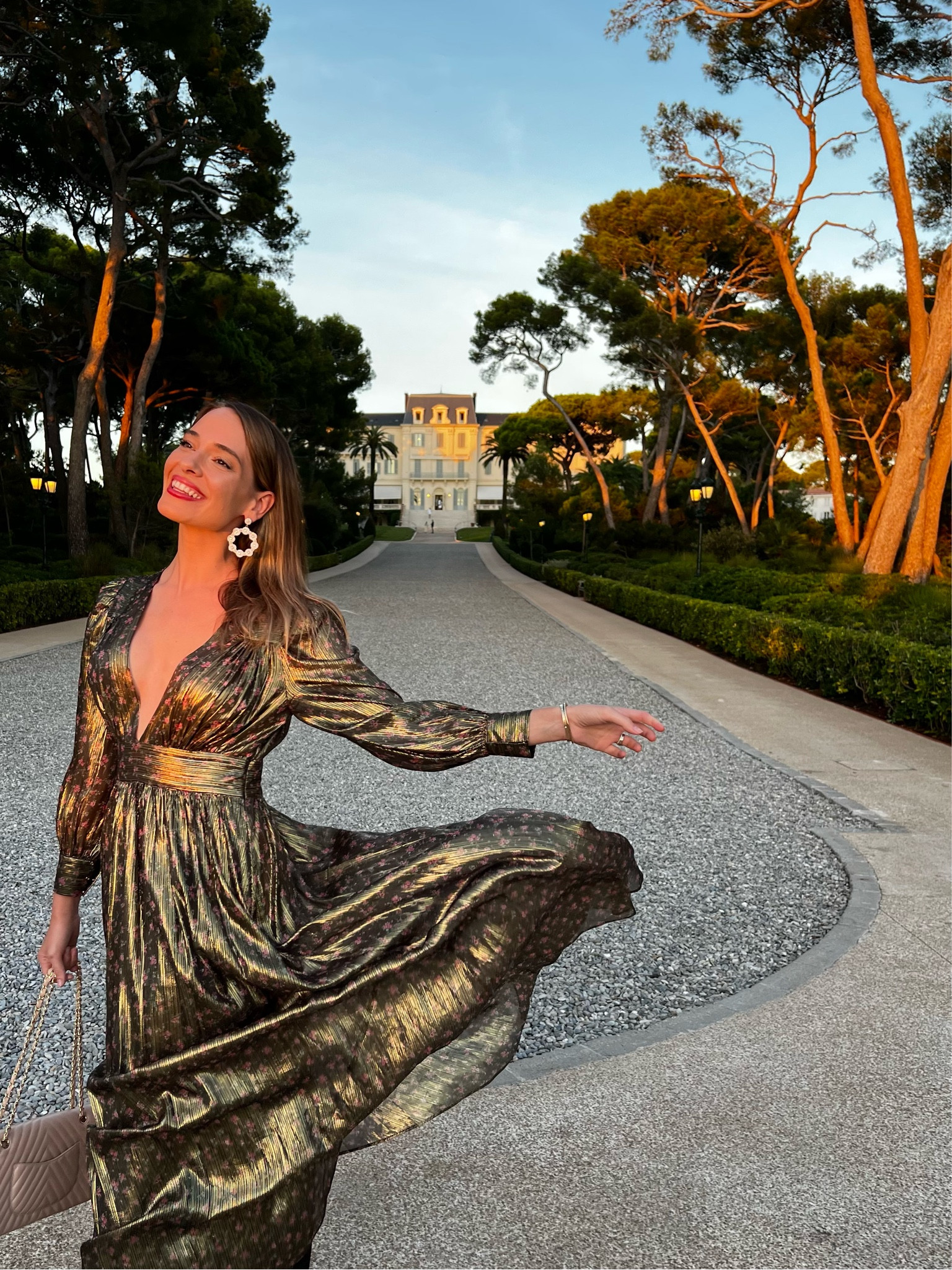 Shine bright in metallics 

#LTKstyletip