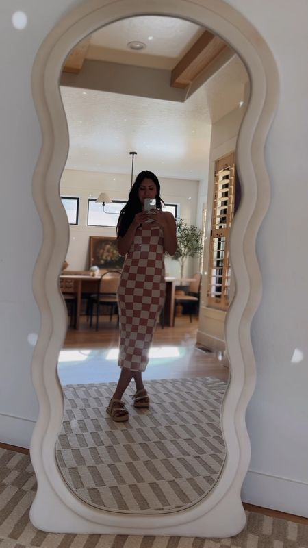The viral velvet mirror from Walmart is a must have! Matching my Loloi rug with this stunning Amazon dress!

#LTKsalealert #LTKfindsunder100 #LTKhome