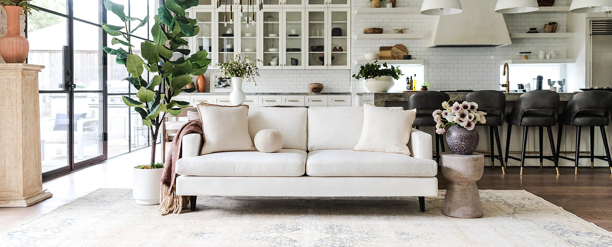 Lido Sofa 75" | Albany Park