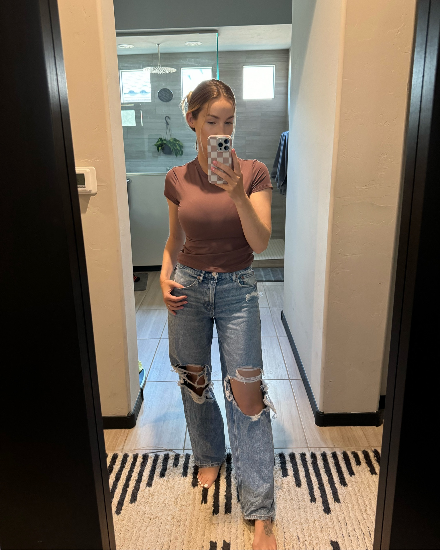 Cute little quick outfit that you can dress up with some heels or dress down with tennis shoes or sandals! 


#LTKstyletip