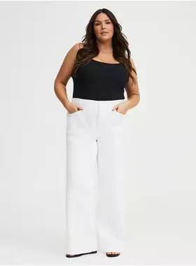 High-Rise Wide Leg Jean | Torrid (US & Canada)