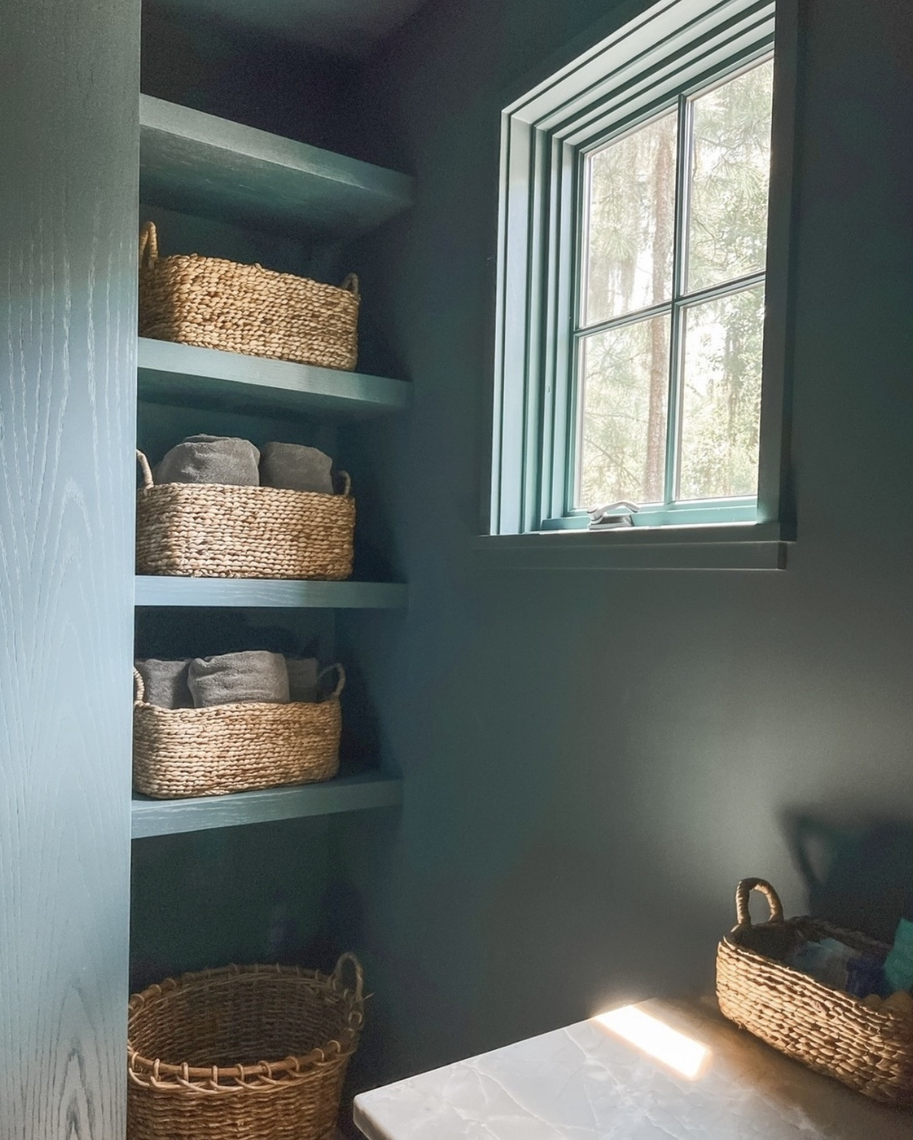 These wicker baskets set the tone for the entire space!