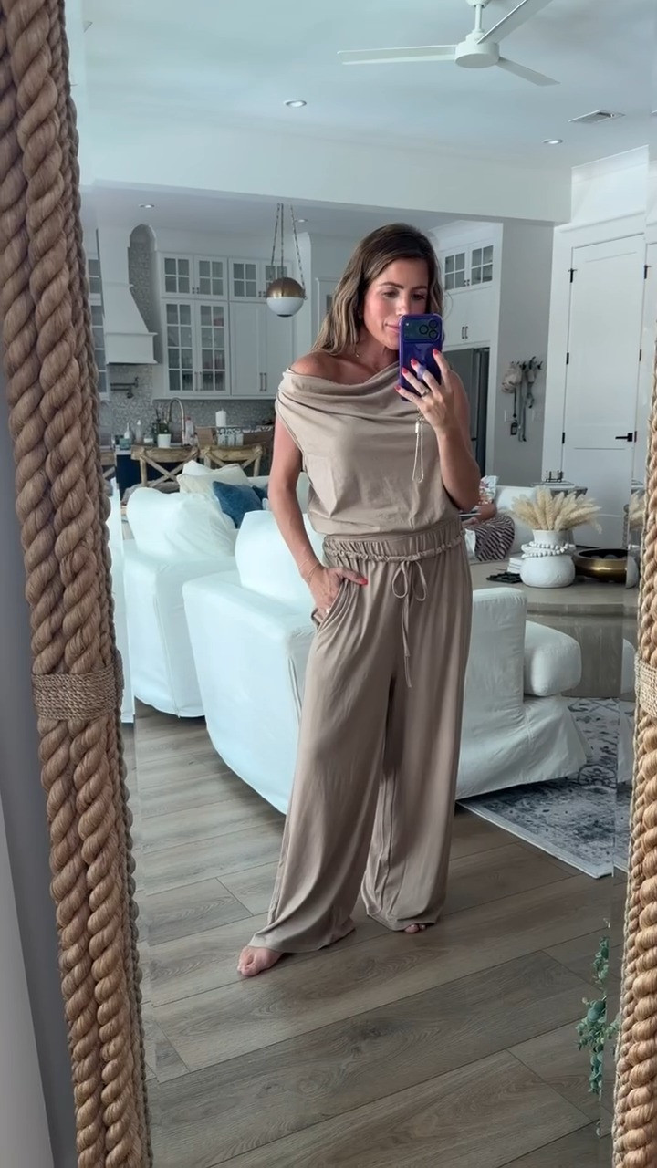 Chic, stylish summer outfit. Perfect for every occasion! 

 #LTKootd #LTKPetite