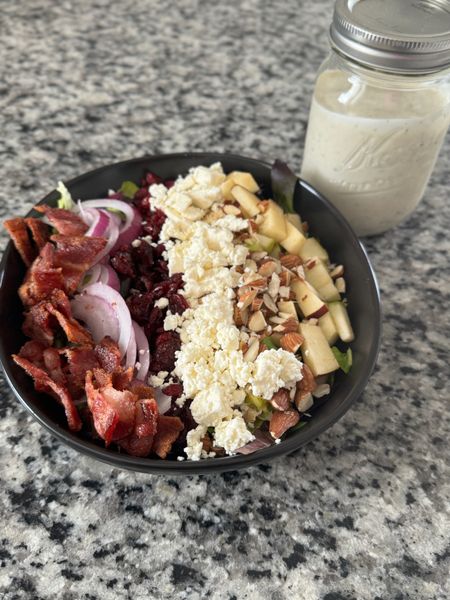 Salad I made last week:
Mixed Greens, Red + Green Apples, Almonds, Red Onion, Bacon, Dried Cranberries, + Feta Cheese w/ Homemade Ranch Dressing

I’m using one of my favorite bowls from Amazon 

#LTKHome #LTKFindsUnder100 #LTKFindsUnder50