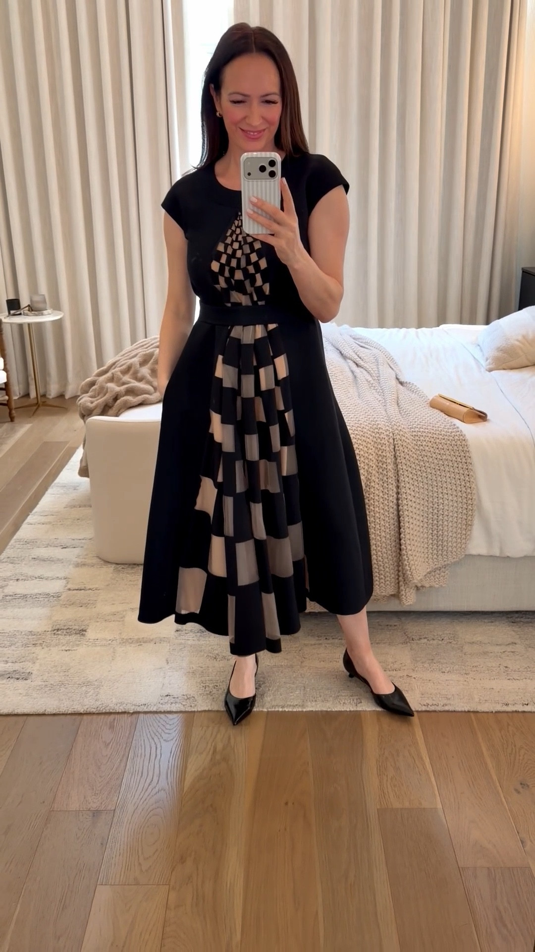 Wedding Look🤍

Earrings @analuisa 
Dress @fendi 
Shoes @amazonfindsandfashion 

#LTKootd