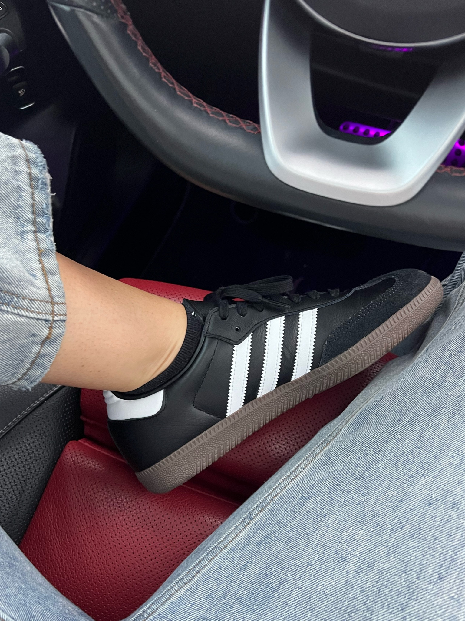 These are so hard to find rn but JD sport has a lot in stock

#LTKshoecrush