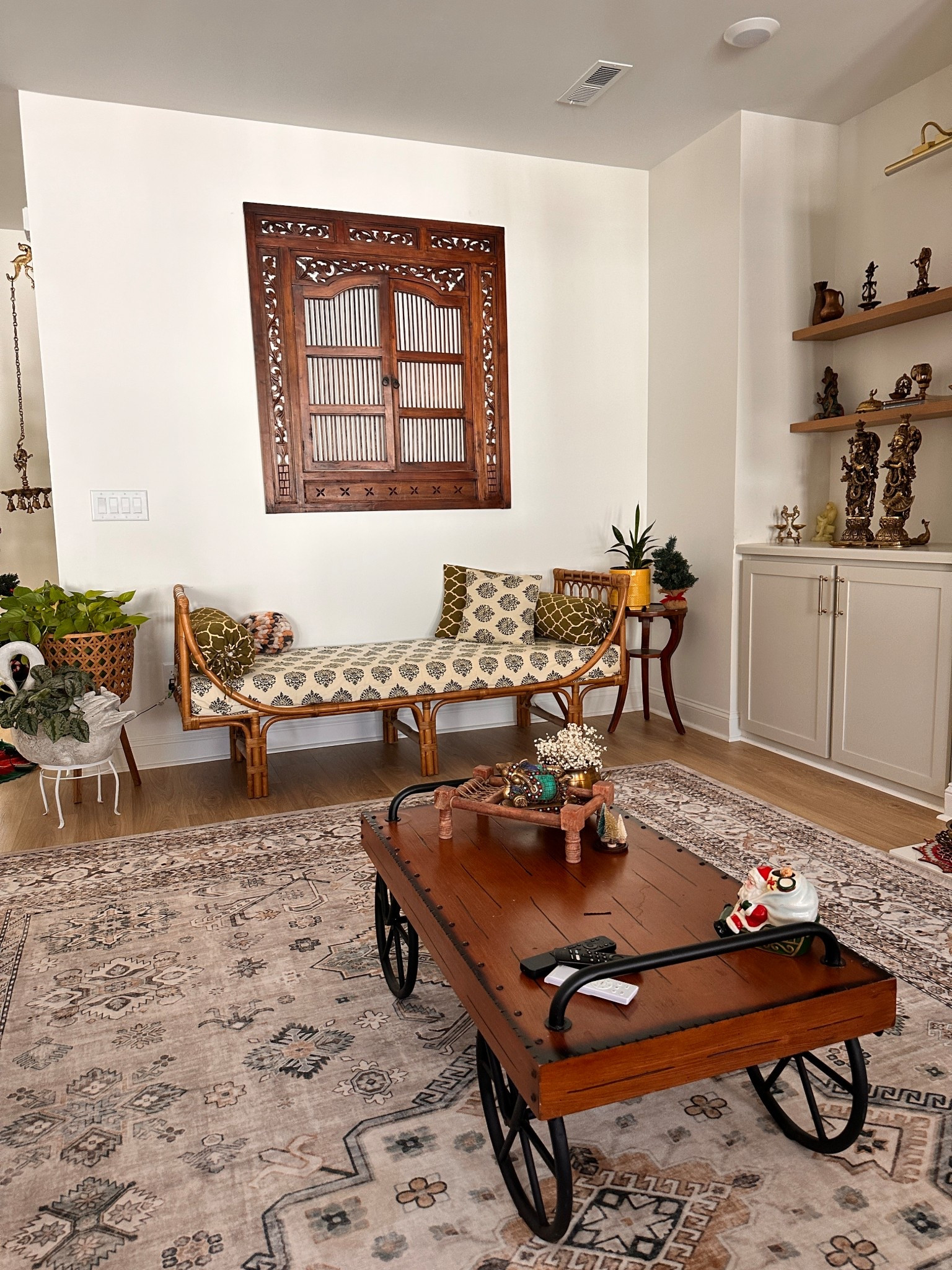 Living room 

#LTKHome #LTKActive #LTKU