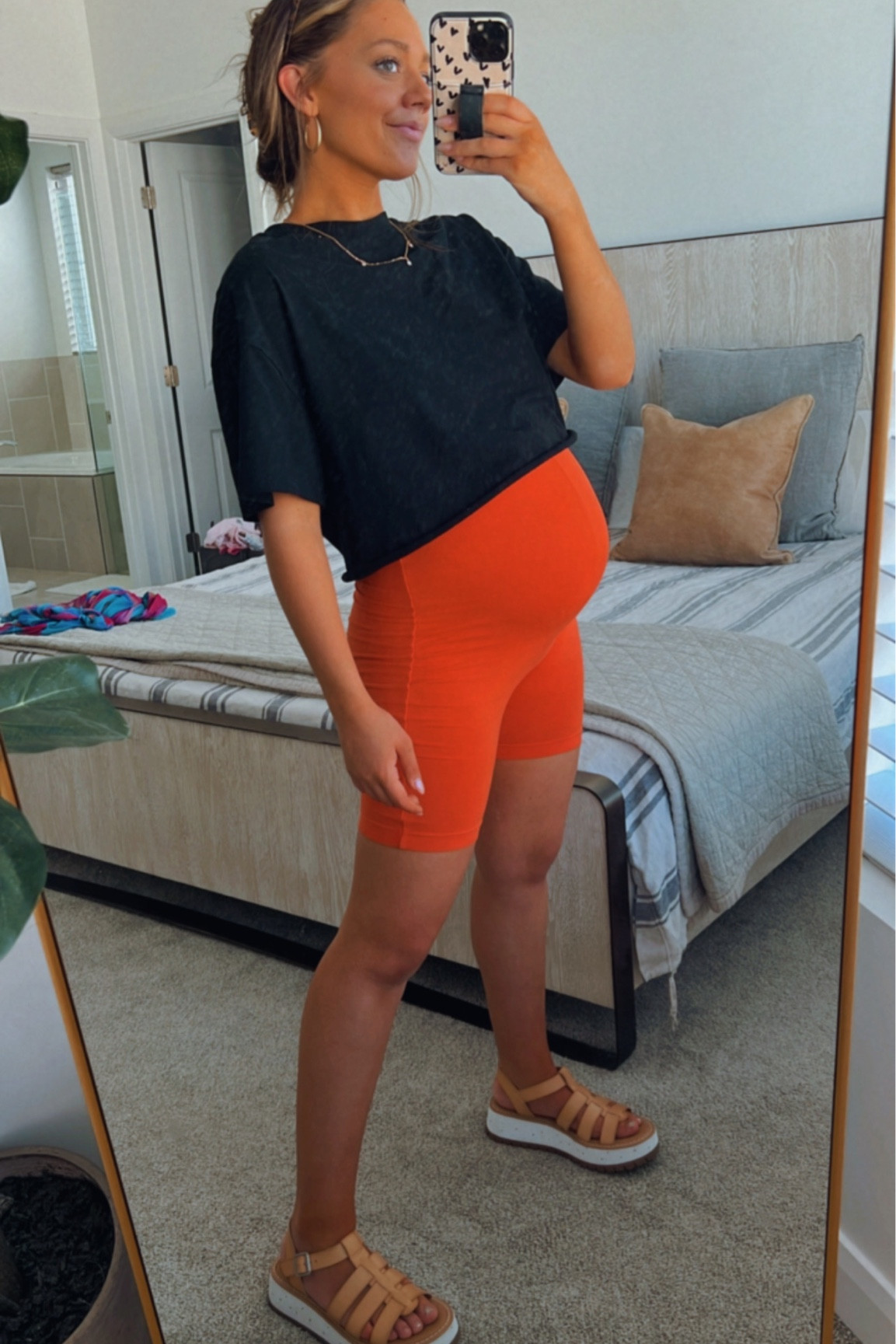 Can’t find my exact unitard but linking some amazing options!! I personally don’t wear maternity ones! 

#LTKSeasonal #LTKGiftGuide #LTKbump