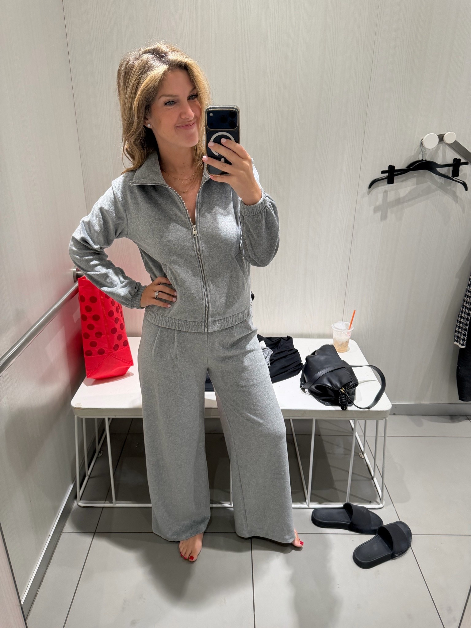 Juicy sweat set…but make it 2026! Comment “SHOP” for links to the cutest set…ever!?!?

Dying over this velour matching set from H&M. Reminds me of the cozy sets of my youth - but updated for now! Comes in a few colors. Love!

Wearing a small in both pieces.

#LTKmomlife #LTKSeasonal #LTKdayinmylife