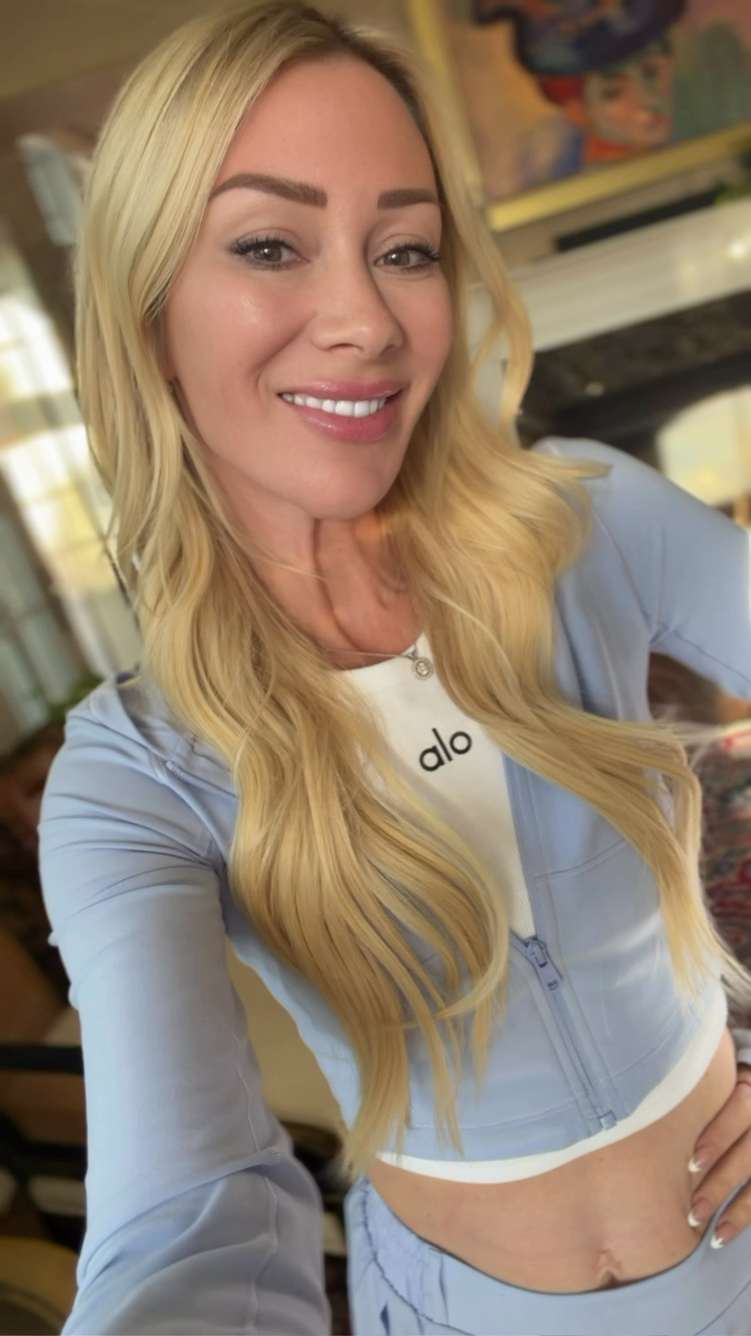 Watch me age backwards ✨✨✨

Only a girl’s girl will tell you… Daxxify is it 🎀

One of the reasons I love Daxxify is how quickly I start seeing results. While everyone is different, I noticed changes in just a few days, and by one week I was staring at my skin wondering why I looked so refreshed.

Here’s what makes it different:

🎀 Results can start appearing in as little as 2 days
🎀 It often lasts 2x as long as traditional neurotoxins
🎀 It’s formulated with a peptide instead of human serum albumin resulting in the most gorgeous glow. Nobody talks about the glow enough.

Less movement where I want it. Smoother skin. A more rested version of me. Somehow my makeup sits better too.

The best part? Looking like yourself… just a little more well-rested, lifted, and refreshed.

Did anyone else notice the glow, or is it just me? ✨
