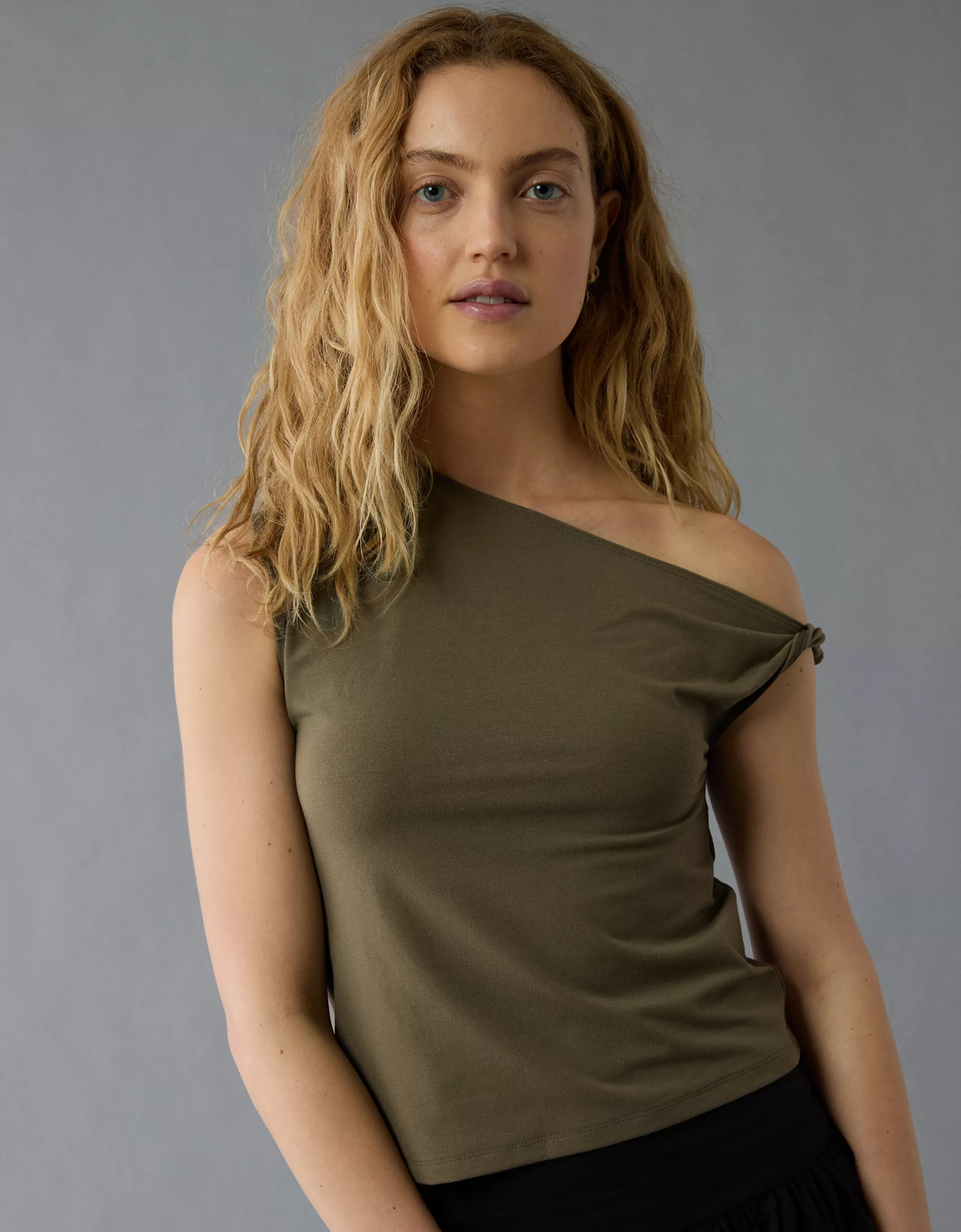 AE Asymmetrical Twist Shoulder Tank Top | American Eagle Outfitters (US & CA)