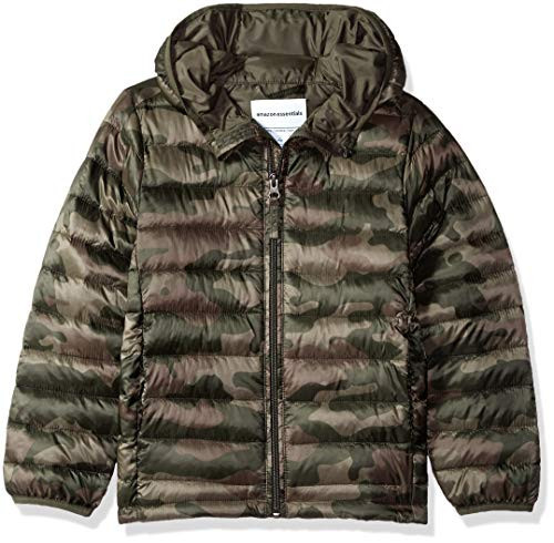 Amazon Essentials Boys' Lightweight Water-Resistant Packable Hooded Puffer Jacket, Camo Print, Medium | Amazon (US)