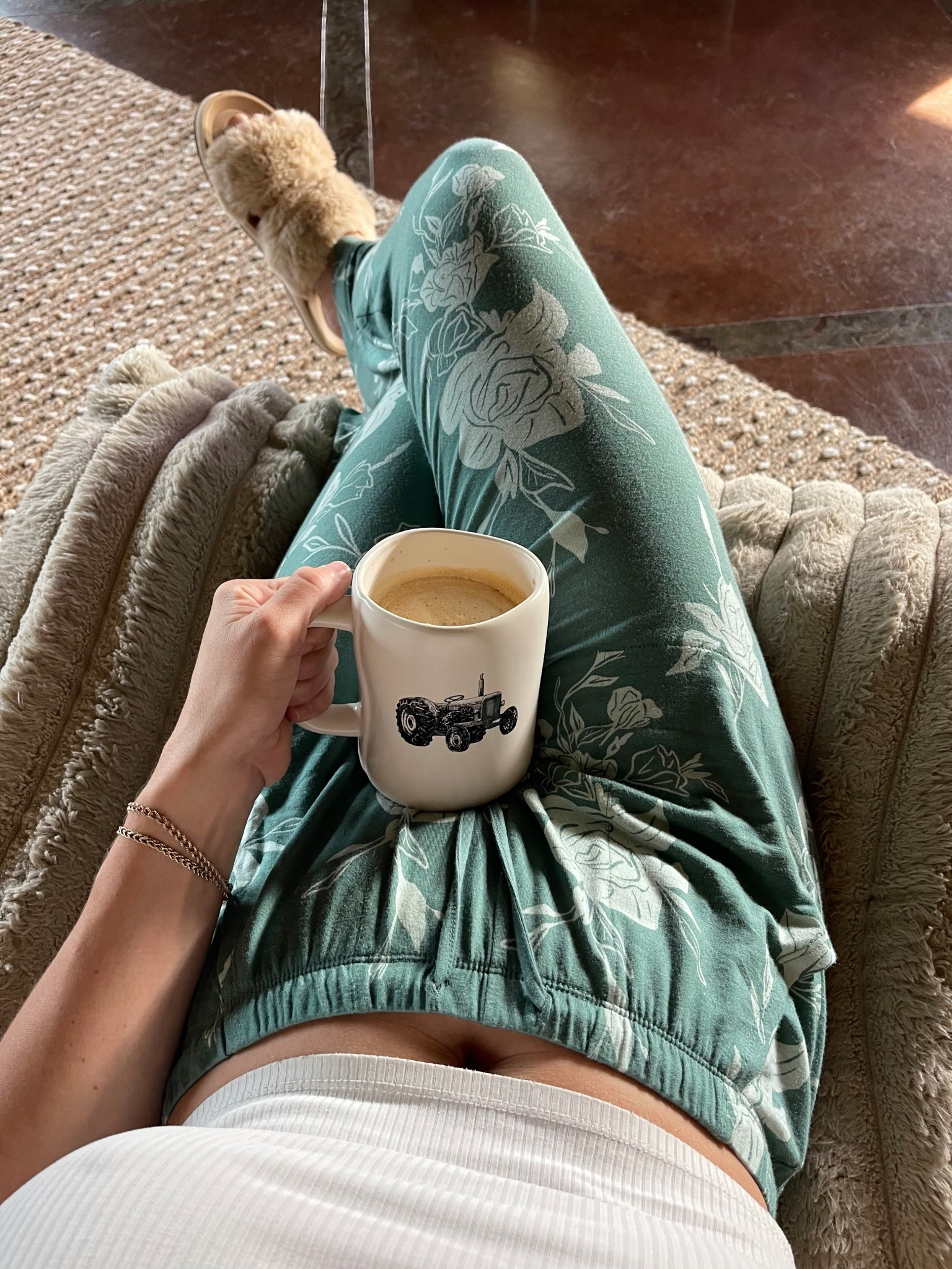 Neutral Home 🫶🏼

#LTKHome #LTKShoeCrush #LTKStyleTip