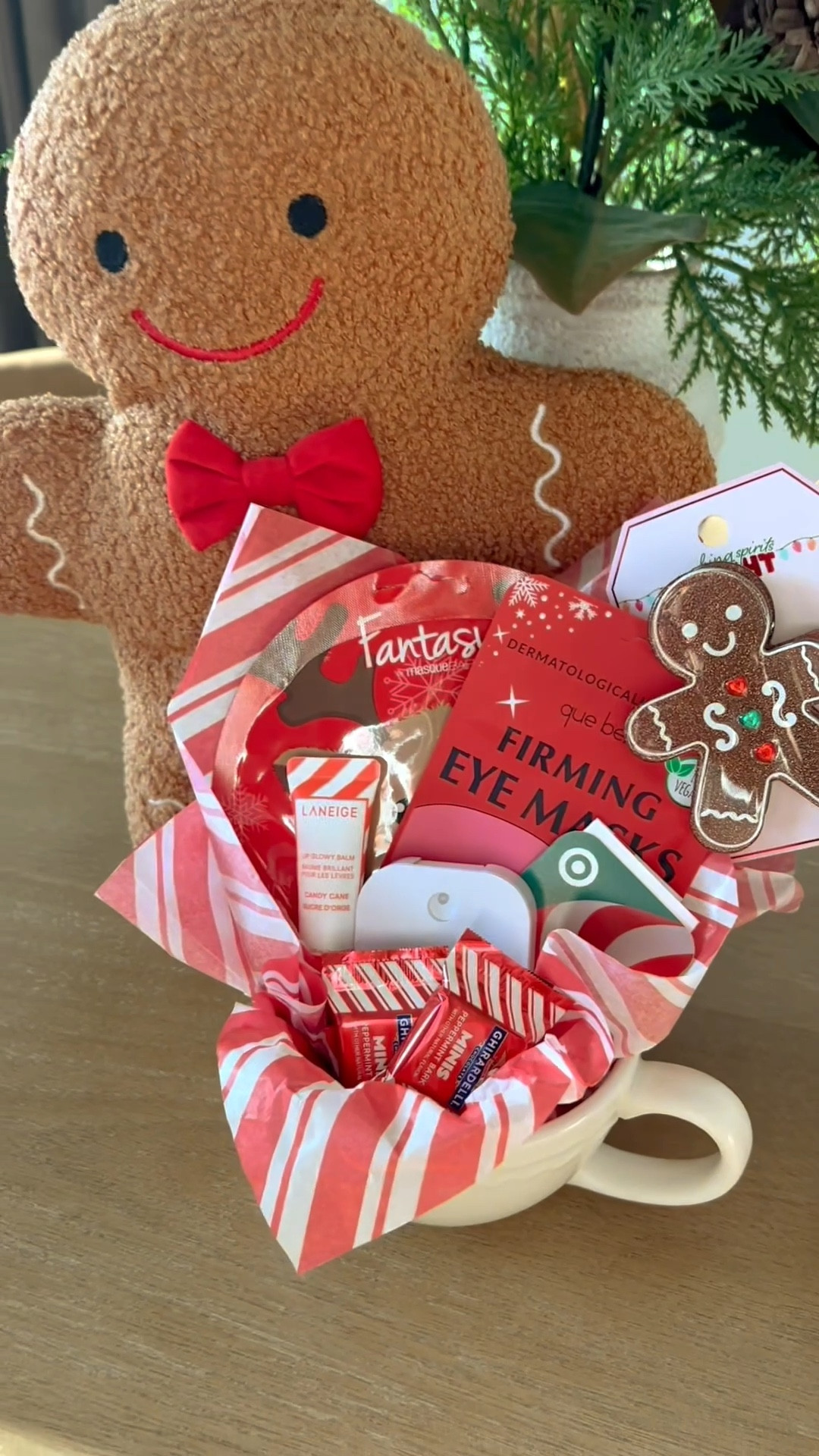 It’s like a hug in a mug! The cutest (and easiest!) holiday gift idea 🎁 I filled this gingerbread mug with a face mask, eye patches, lip balm, hand sanitizer, a hair clip, candy, and a gift card — but you can customize it with anything! Such an affordable and thoughtful gift for teachers, friends, neighbors, and co-workers. Just fill with goodies and you’re done! The perfect little December surprise that always feels personal and fun.

#holidaygiftideas #christmasgiftideas #easygiftideas #affordablegiftideas #teacherchristmasgift #smallgiftideas #muggiftideas #gingerbreadmug #giftideasforfriends #coworkergifts #neighbor gifts #festivegiftideas #christmasinspo #momhacks #momlifeideas #ltkholiday #ltkfinds #ltkgiftguide #giftsforteachers #giftsforcoworkers #target #targetfinds 


#LTKmomlife #LTKFindsUnder50 #LTKGiftGuide
