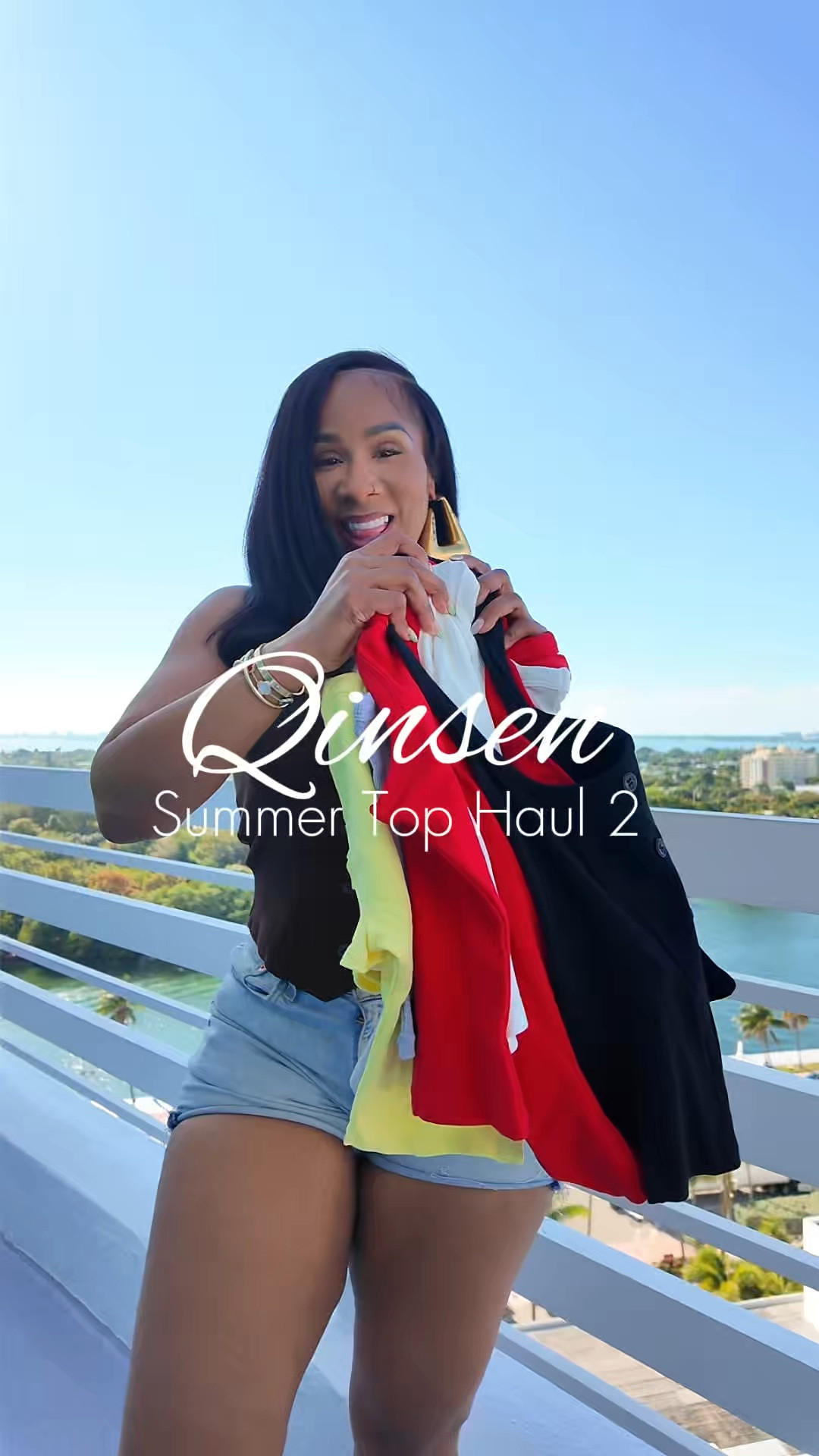 Summer Tops finds, and it’s on SALE for under $20 

I’m 5’7 | 175lbs | Medium
 

#qinsenhaul #summeroutfit #tanktop #amazonfinds #amazonfashionfinds 


#LTKSaleAlert #LTKMidsize #LTKootd