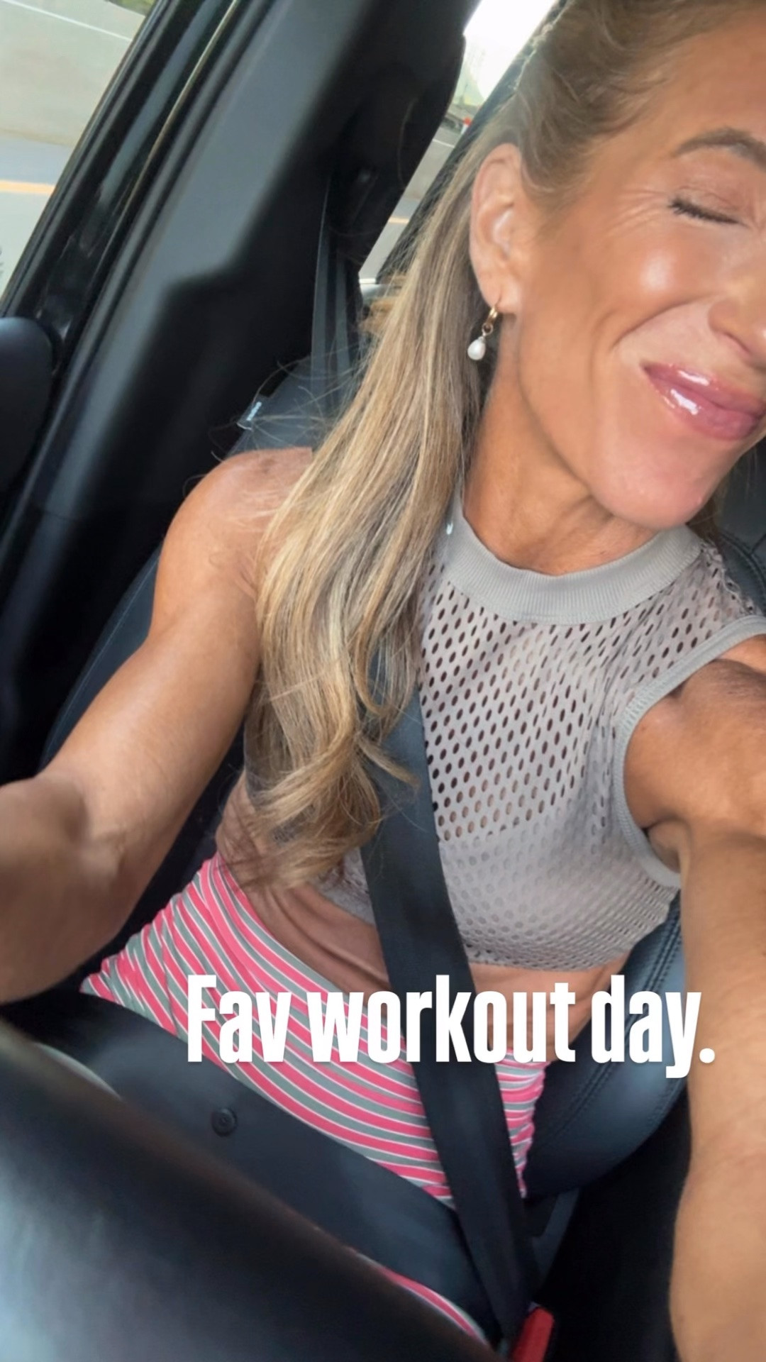 Top xs. @Nike US 
Bottoms xs. Milkstain

#LTKfitnessgoals #LTKdayinmylife #LTKootd