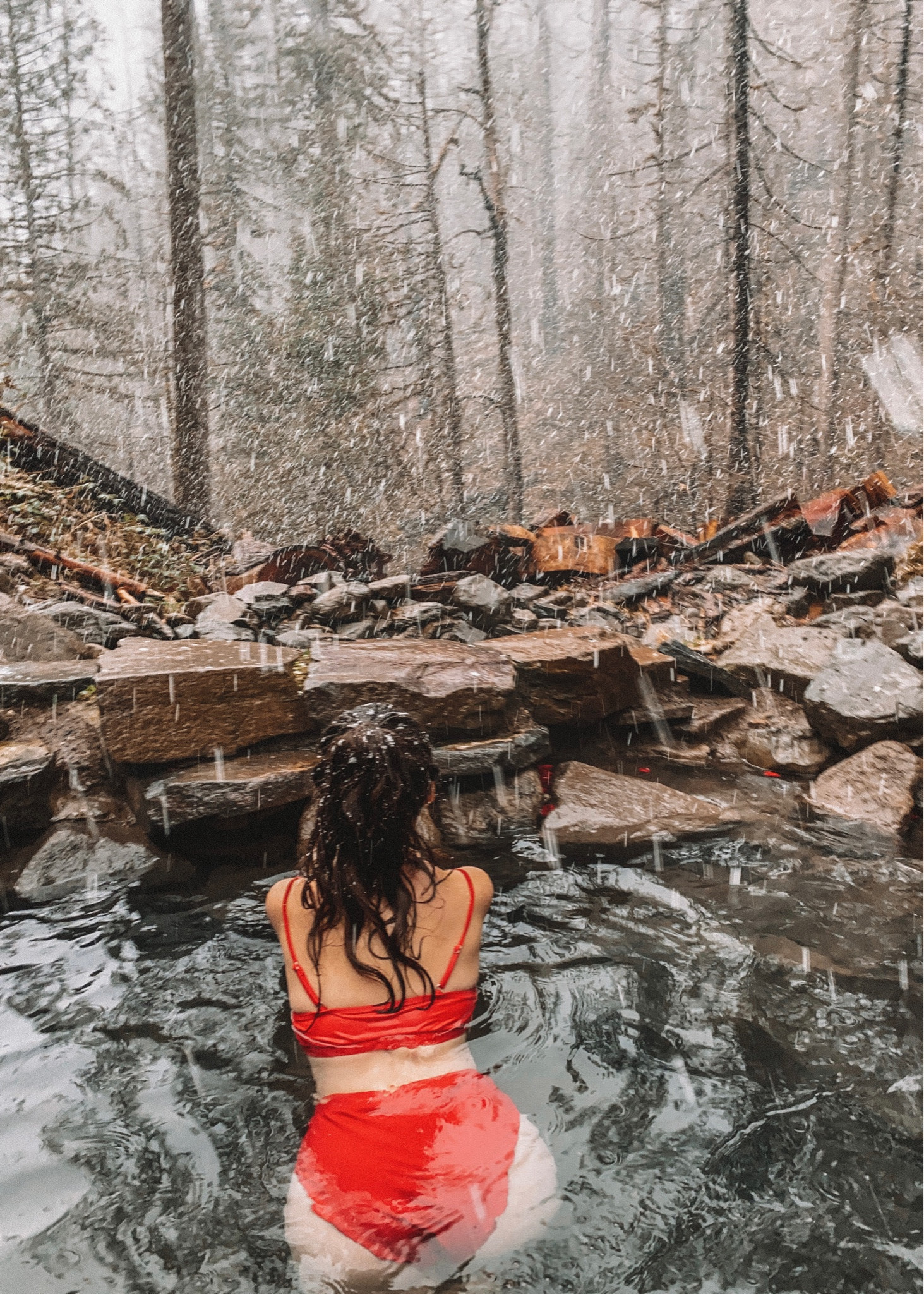 The perfect day of soaking in a hot spring in the mountains while it snows❄️

#LTKtravel #LTKunder50 #LTKswim