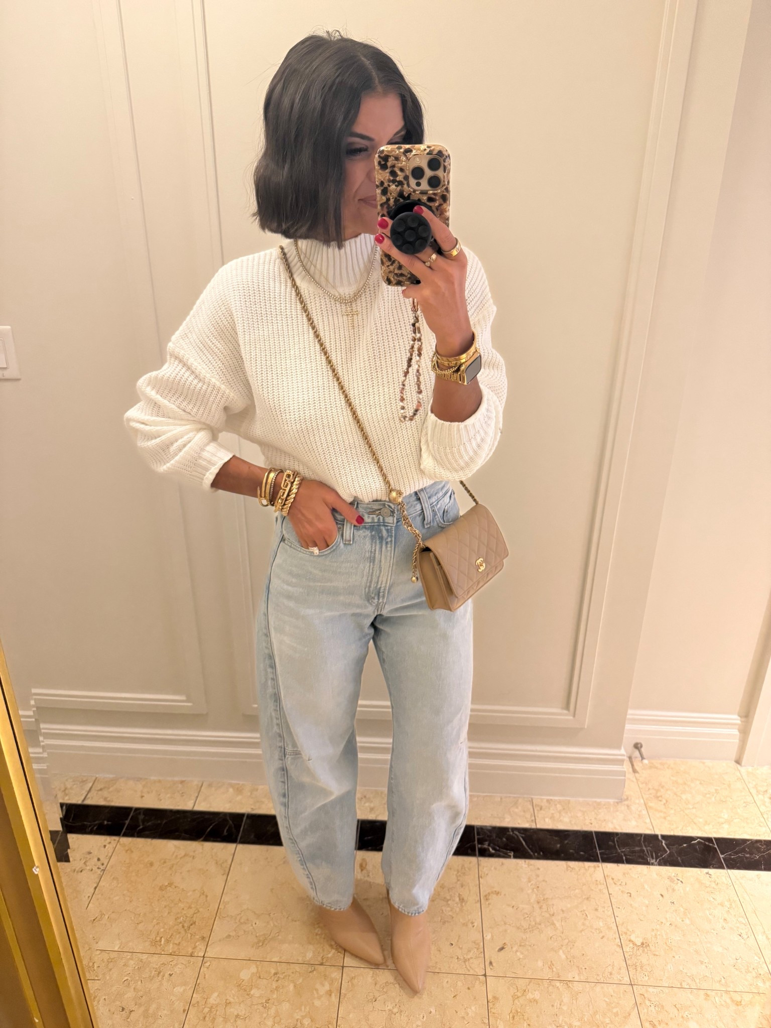 Size small in sweater Size 26 in jeans

#LTKSeasonal #LTKSaleAlert