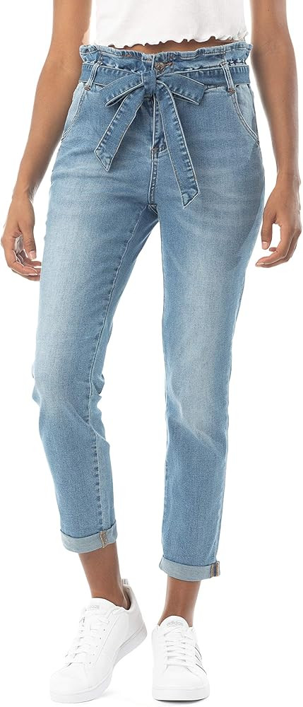 Almost Famous Women's Juniors High Rise Double Rolled Self Belt Paperbag Jeans | Amazon (US)