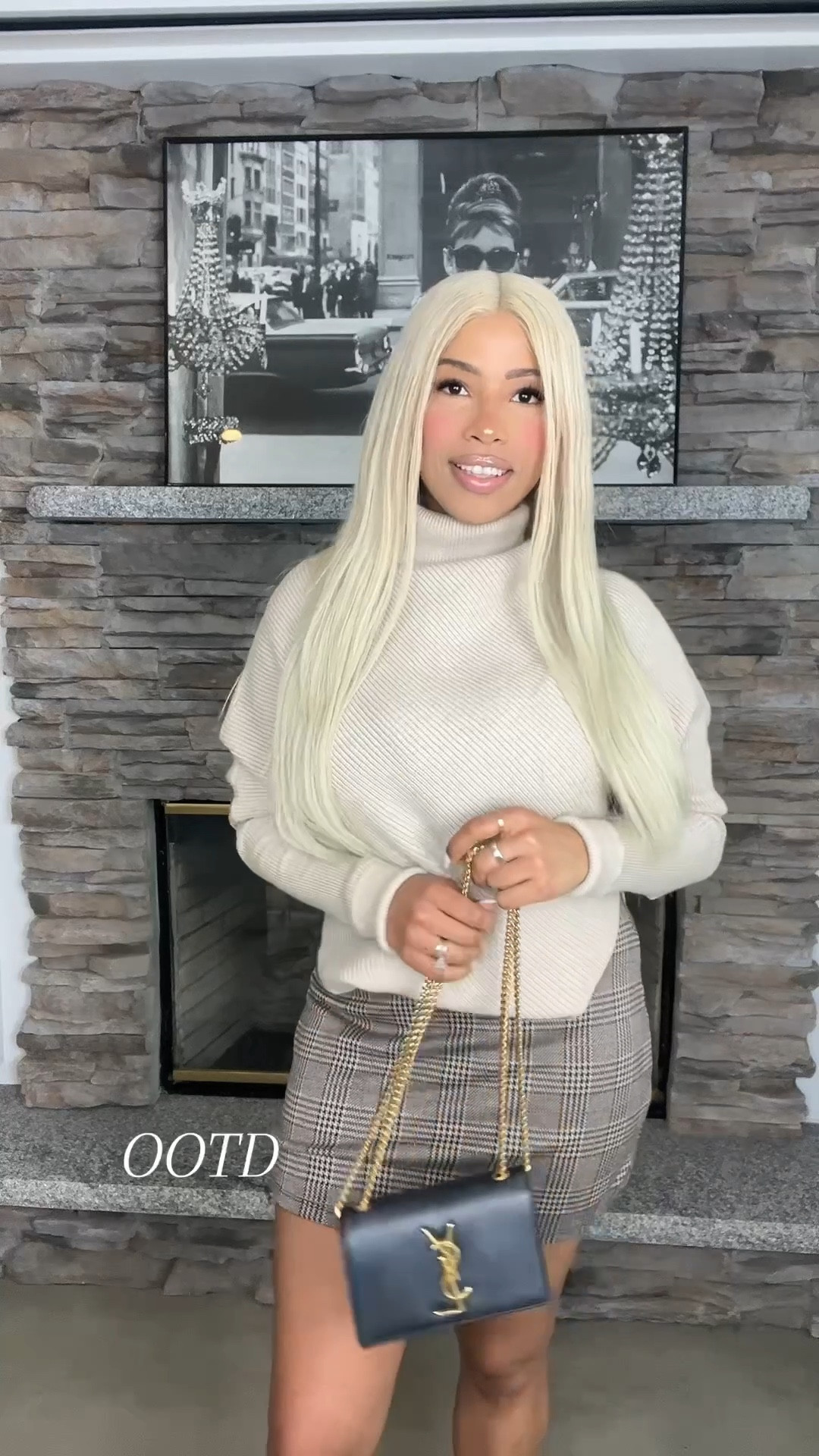 Outfit of the day! #winterootd #cardigan #holidayoutfit

#LTKFindsUnder100 #LTKHoliday