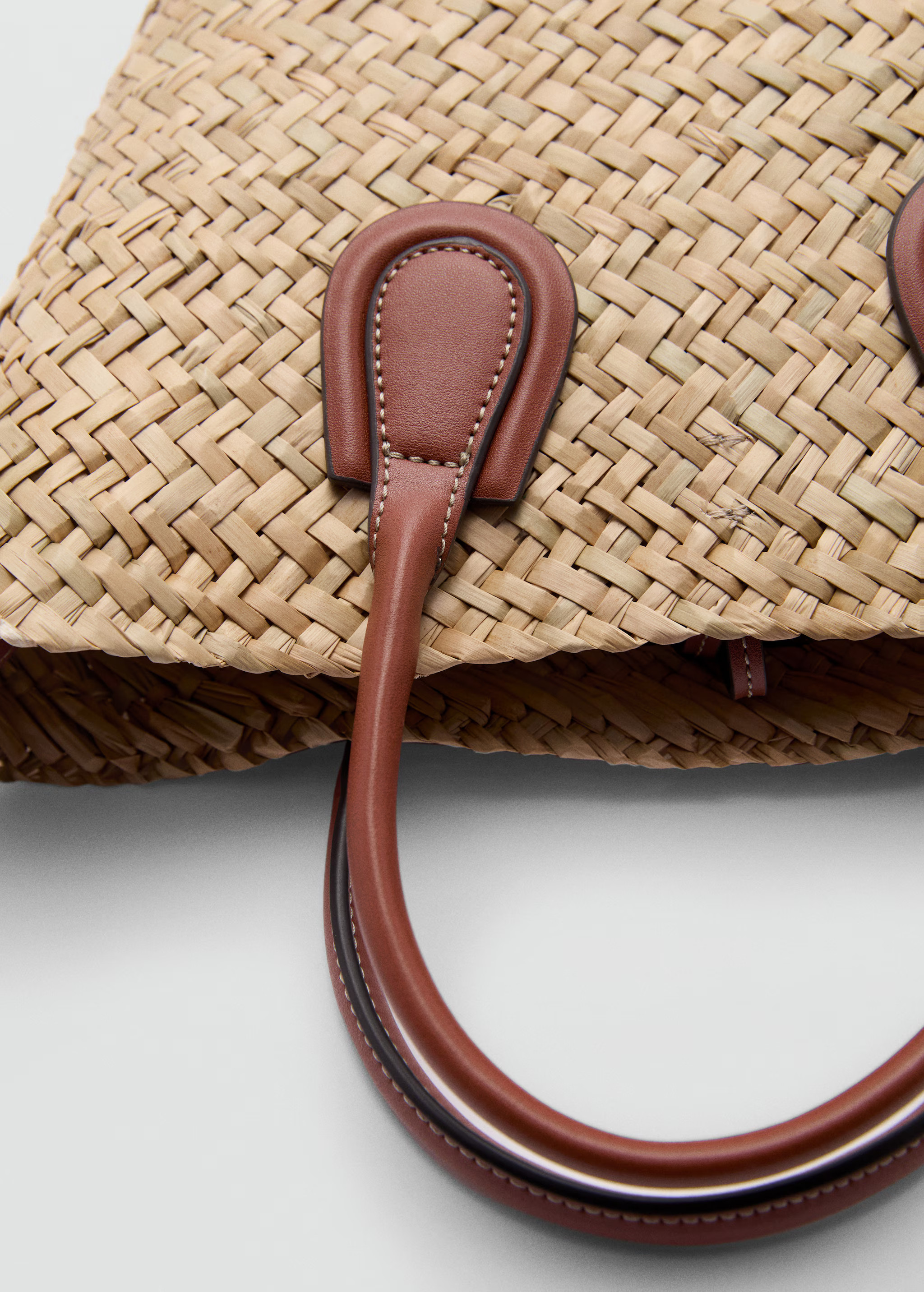 Natural fibre carrycot bagREF. 67097905-SERIFOS-LM | MANGO (US)