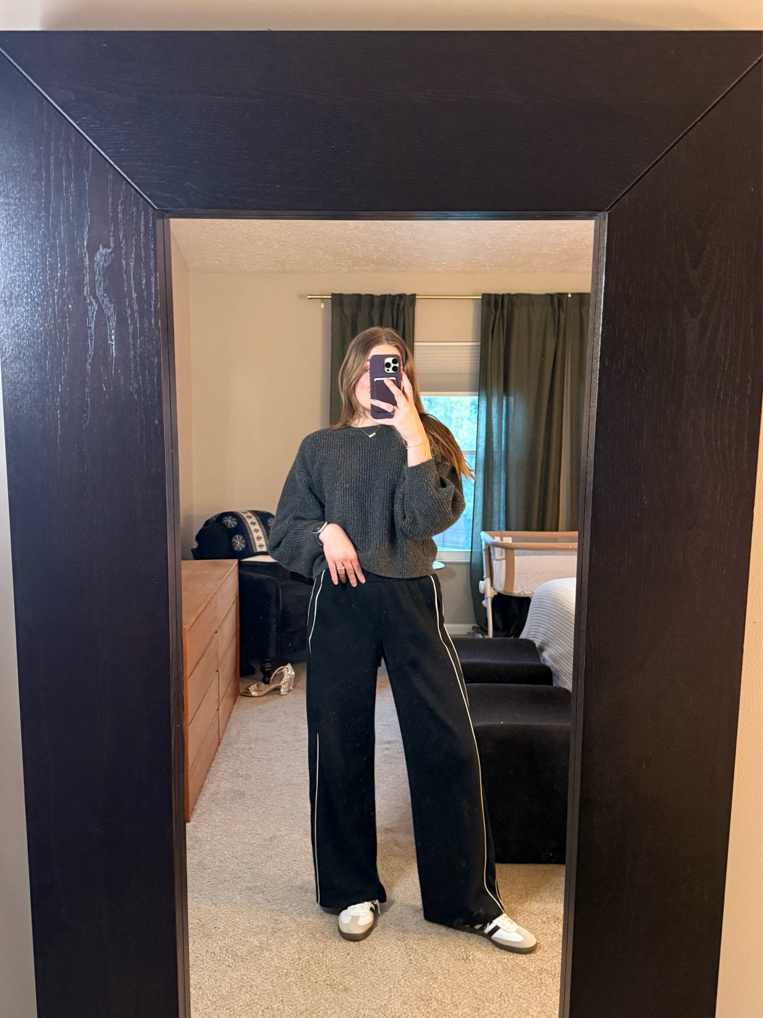 casual fit
•
•
•
aerie track pants • adidas sambas • abercrombie & fitch • spring

#LTKSeasonal #LTKMostLoved #LTKShoeCrush