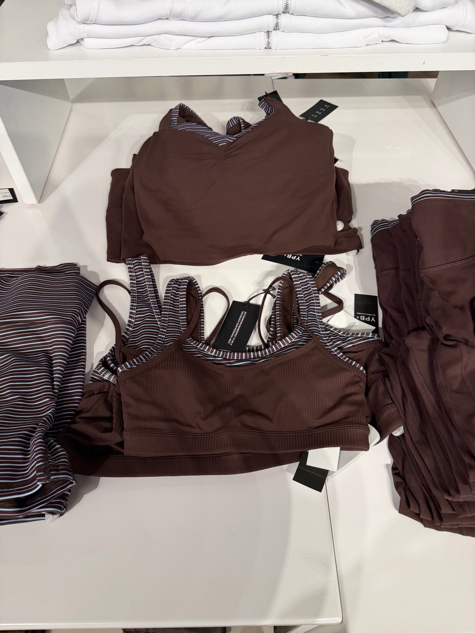 Active wear @abercrombie on sale

#LTKSaleAlert