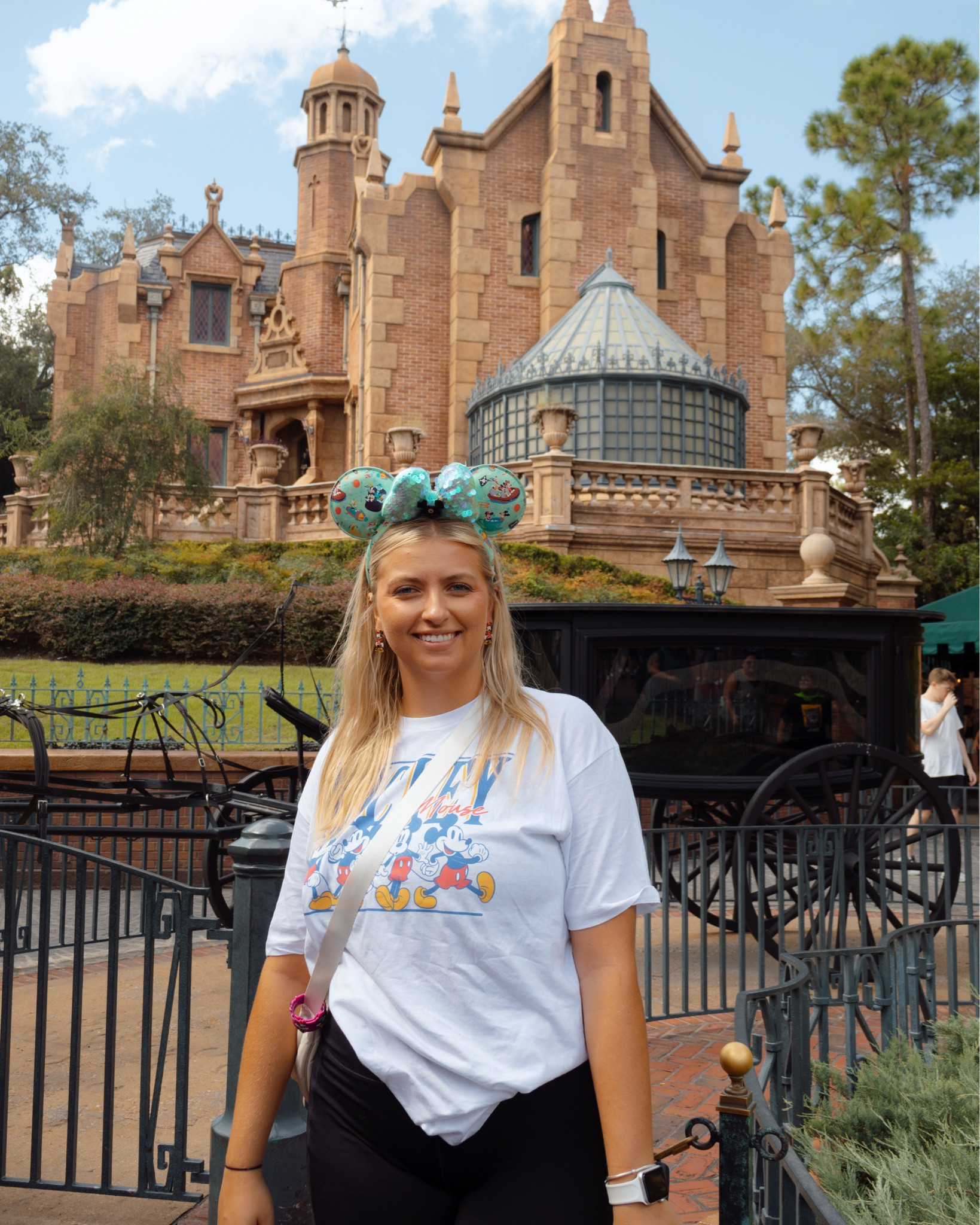 Had so many comments on YT about this Mickey shirt!! From kohls under $11!!!

#LTKSeasonal #LTKTravel