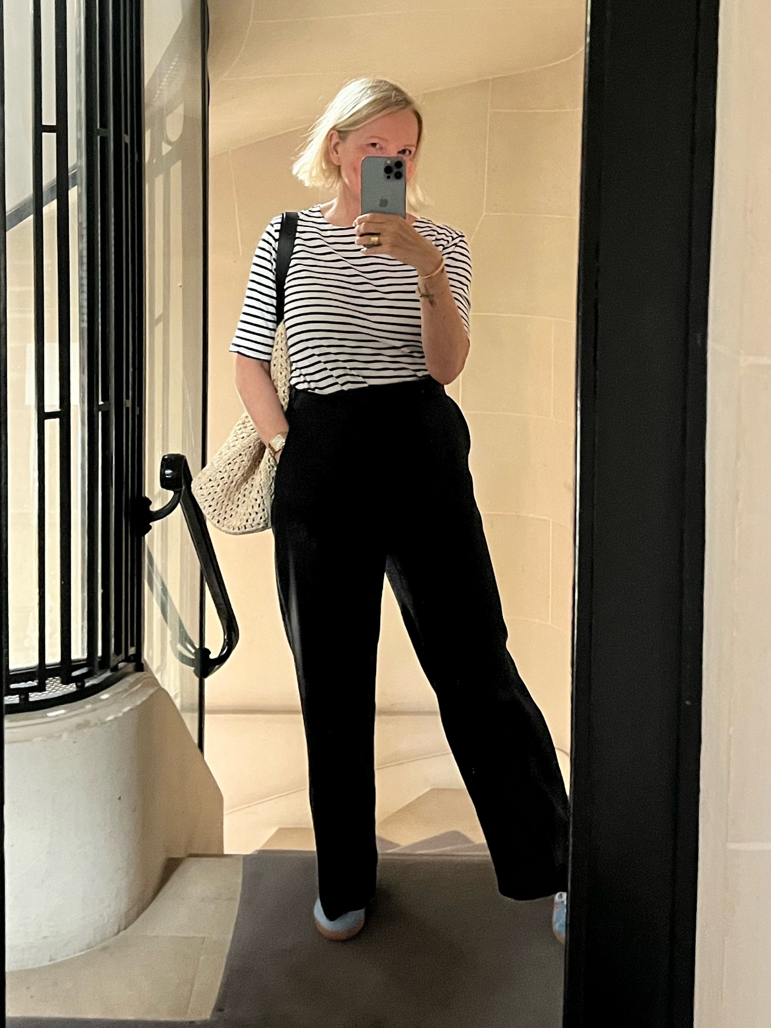 Shopping in Paris 🇫🇷

I live in this outfit, so comfortable.  I am a AUS standard 10, I am wearing these pants in a size 2.

Xx

#LTKeurope #LTKtravel #LTKaustralia