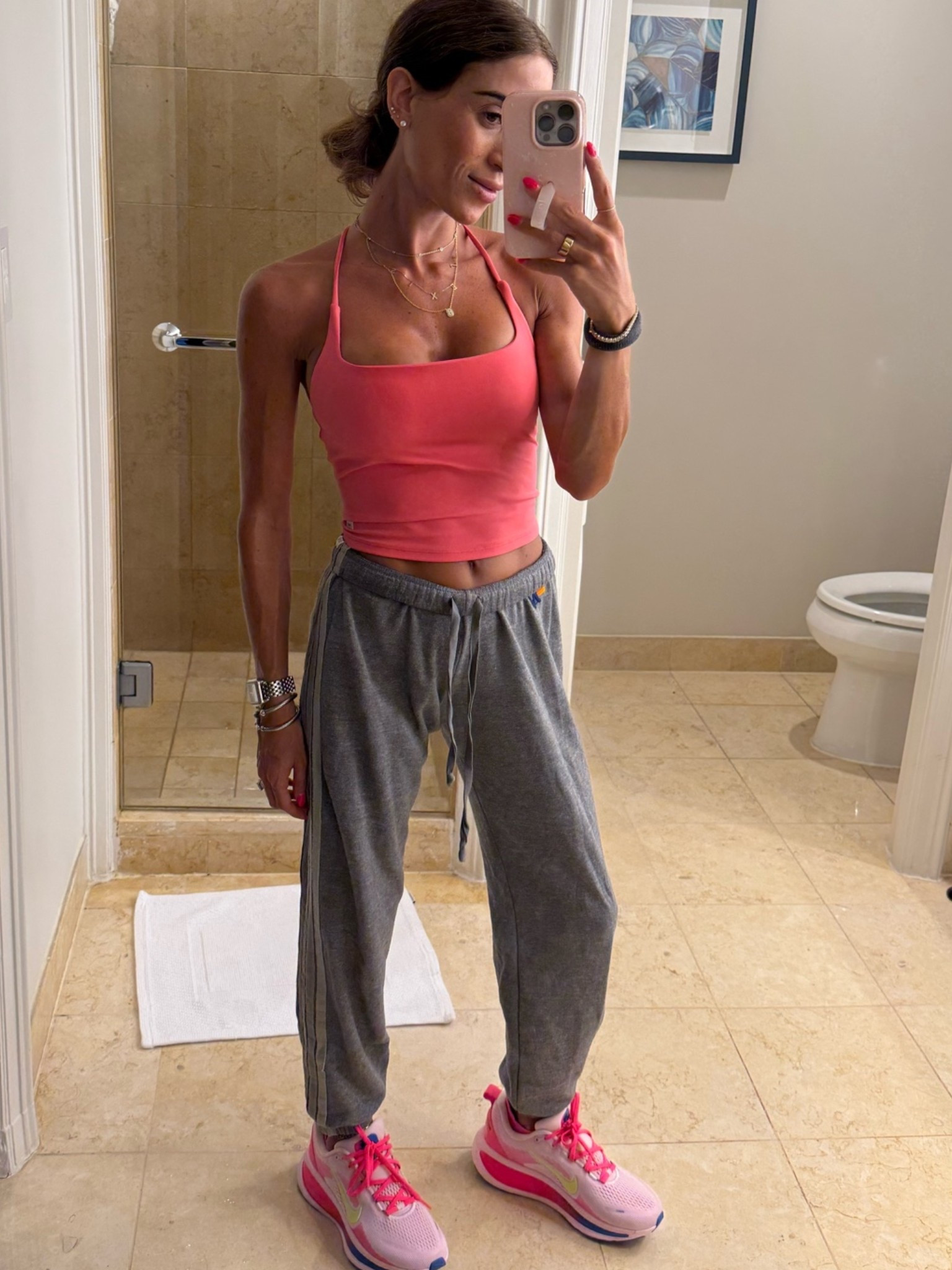 I wear this pink tank with built in bra every week! I have size xs on

#LTKPetite #LTKootd #LTKActive