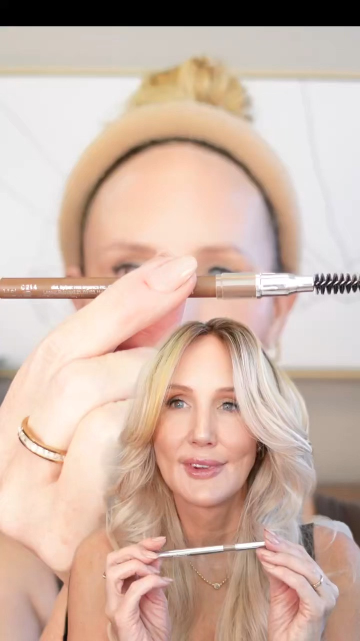 RMS Beauty Brow Pencil ❤️

#makeup #makeuptips #rmsbeauty #makeupover50 #makeupreview 