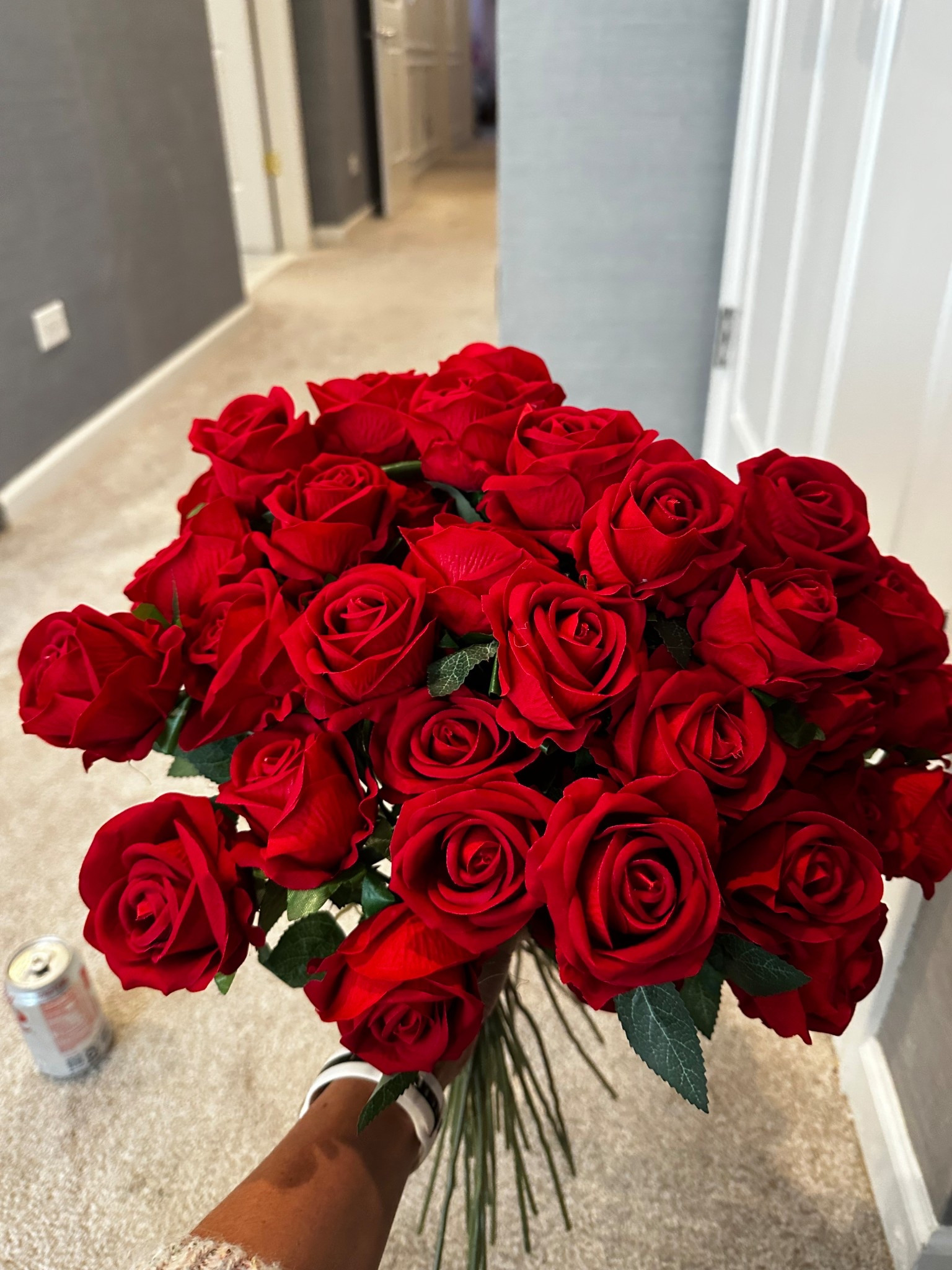 Beautiful faux roses

Faux florals
Amazon
Christmas decor
Ralph Lauren Christmas 


#LTKHoliday #LTKSeasonal #LTKFindsUnder50
