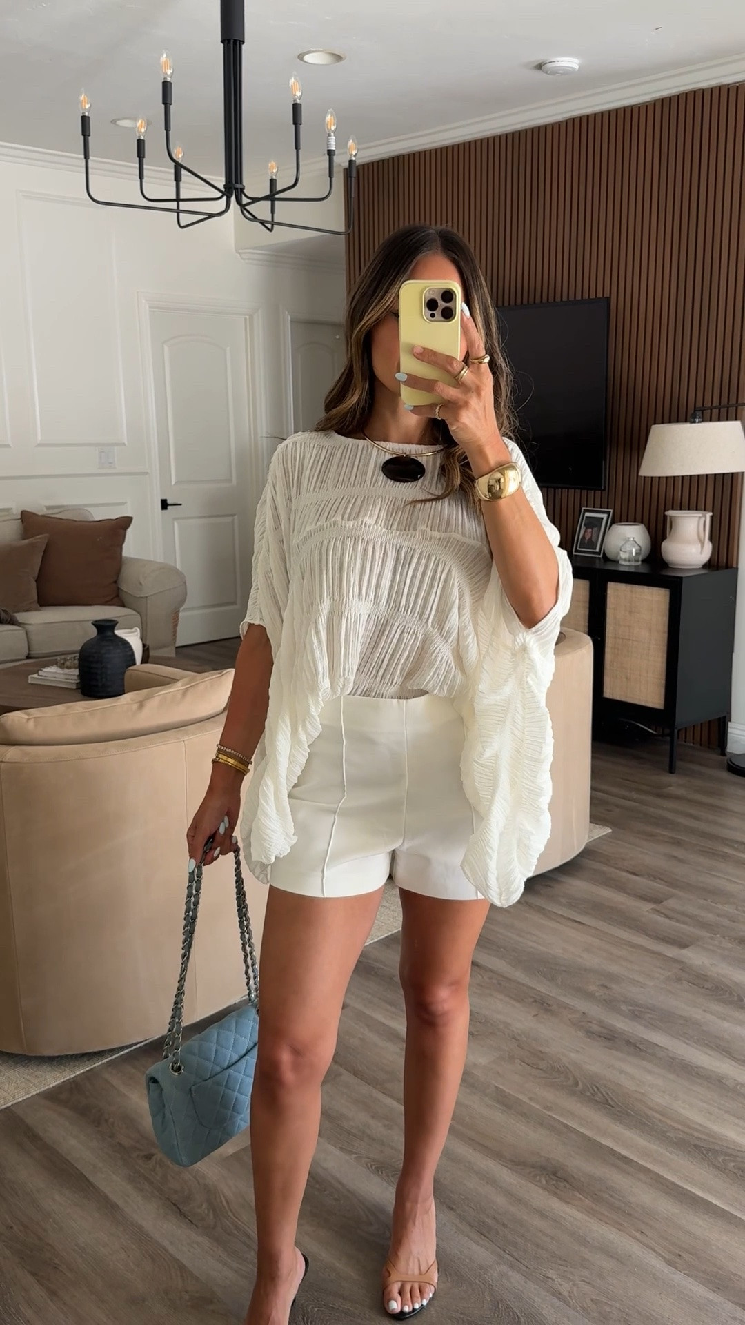 An easy summer outfit formula I’ll be repeating on repeat 🤍 Flowy top + tailored shorts + a fun bag = effortless chic. Linked everything here! ✨🤌🏻
Top/ small 
Shorts /small 
I’m 5’4”/130

#LTKootd #LTKgrwm #LTKU