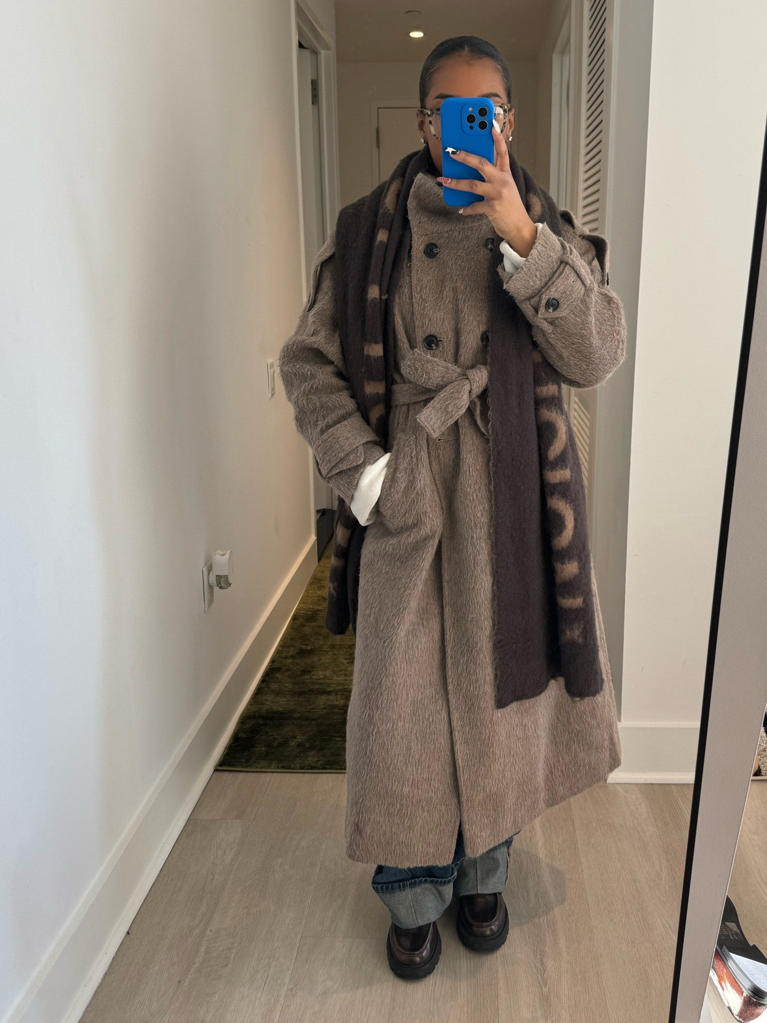 cozy brown 🧸 
SCARF (out of stock): Asos — COLLUSION oversized branded blanked scarf in brushed brown
SHOES: Brown Loafers from Zara

#LTKSeasonal