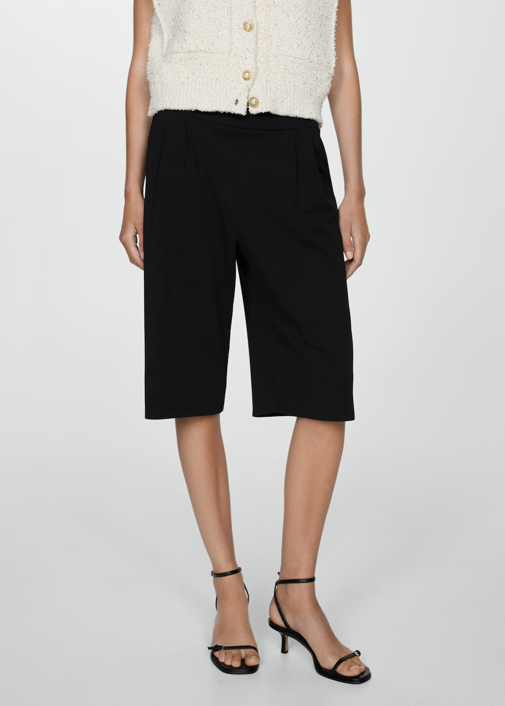 Pleated Bermuda shorts - Woman | MANGO USA | MANGO (US)