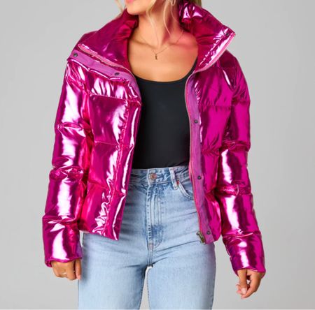 #pink #metallicpink #pinkoufferjacket #pinkmetallicjacket #shinypinkjacket #pufferjacket #glossypinkjacket #winter #coldweather 

#LTKSeasonal #LTKcurves #LTKstyletip