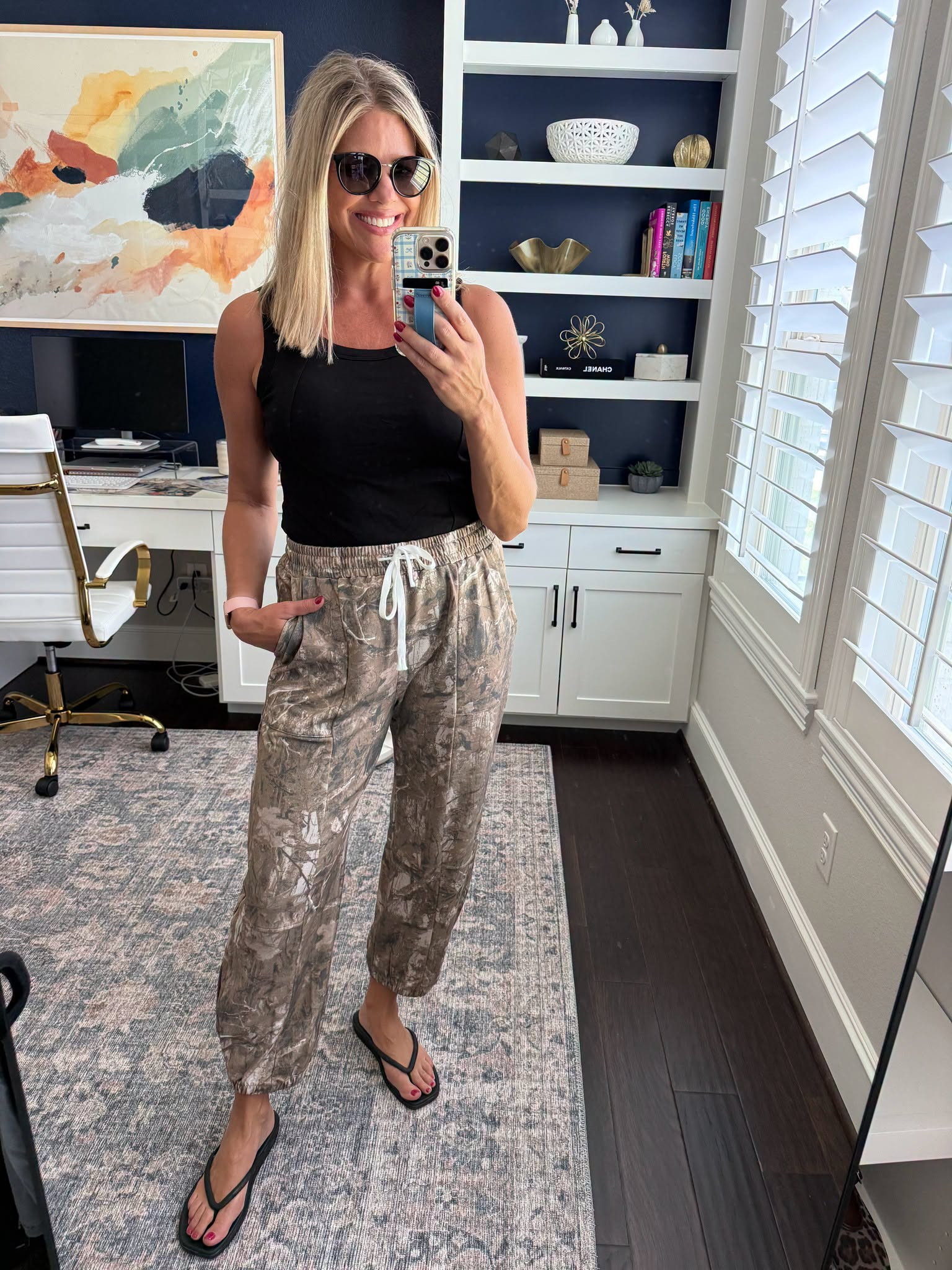 Comfy + cute 🖤 

 