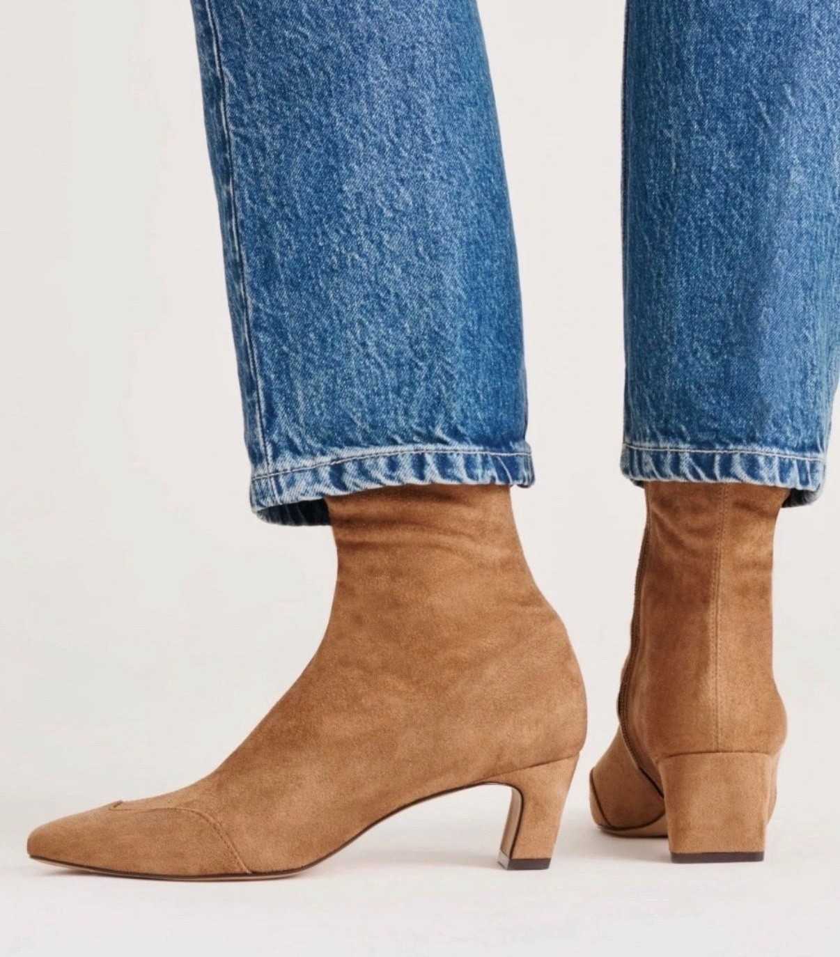 Brown boots 
Jeans
Booties 

#LTKSaleAlert #LTKFindsUnder100