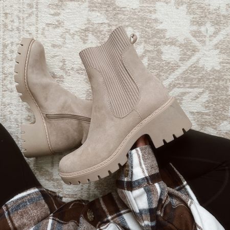 Slowly but surely getting everything ready for Boston next month 😍 ordered these Chelsea boots from @walmartfashion #walmartpartner and I LOVE THEM!!! Sized up half a size and they fit ✨perfectly✨ & this shacket is alsooo from Walmart and I sized up to an XL for an oversized fit for layering 🍂 

#LTKshoecrush #LTKFind #LTKunder50