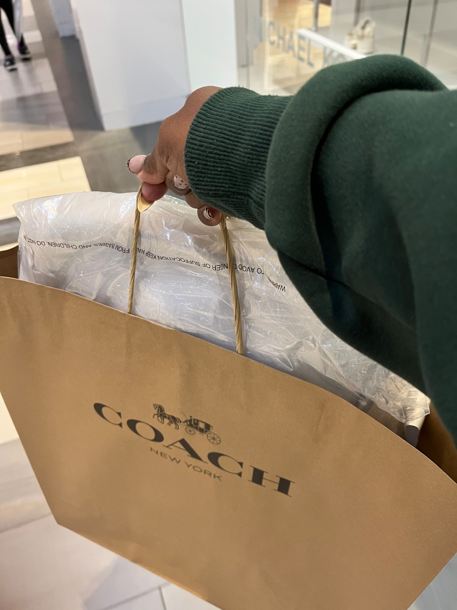 I finally decided on a work bag from Coach. I got the Brooklyn Shoulder Bag 39 cream with brass hardware! 

#LTKGiftGuide #LTKWorkwear