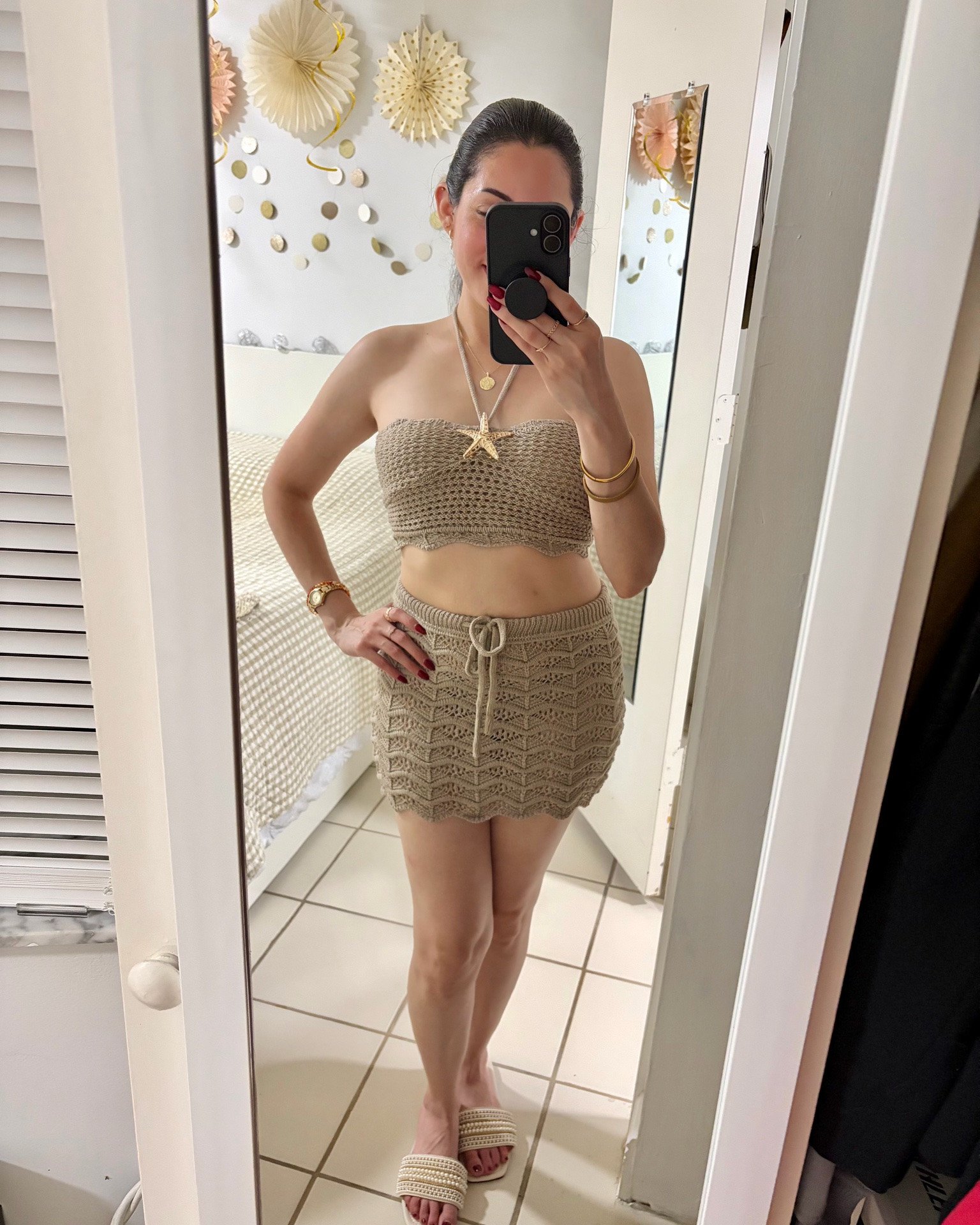 Size: xsmall // sandals: size 7 // beach getaway, travel, vacation, resort, cruise, festival, concerts