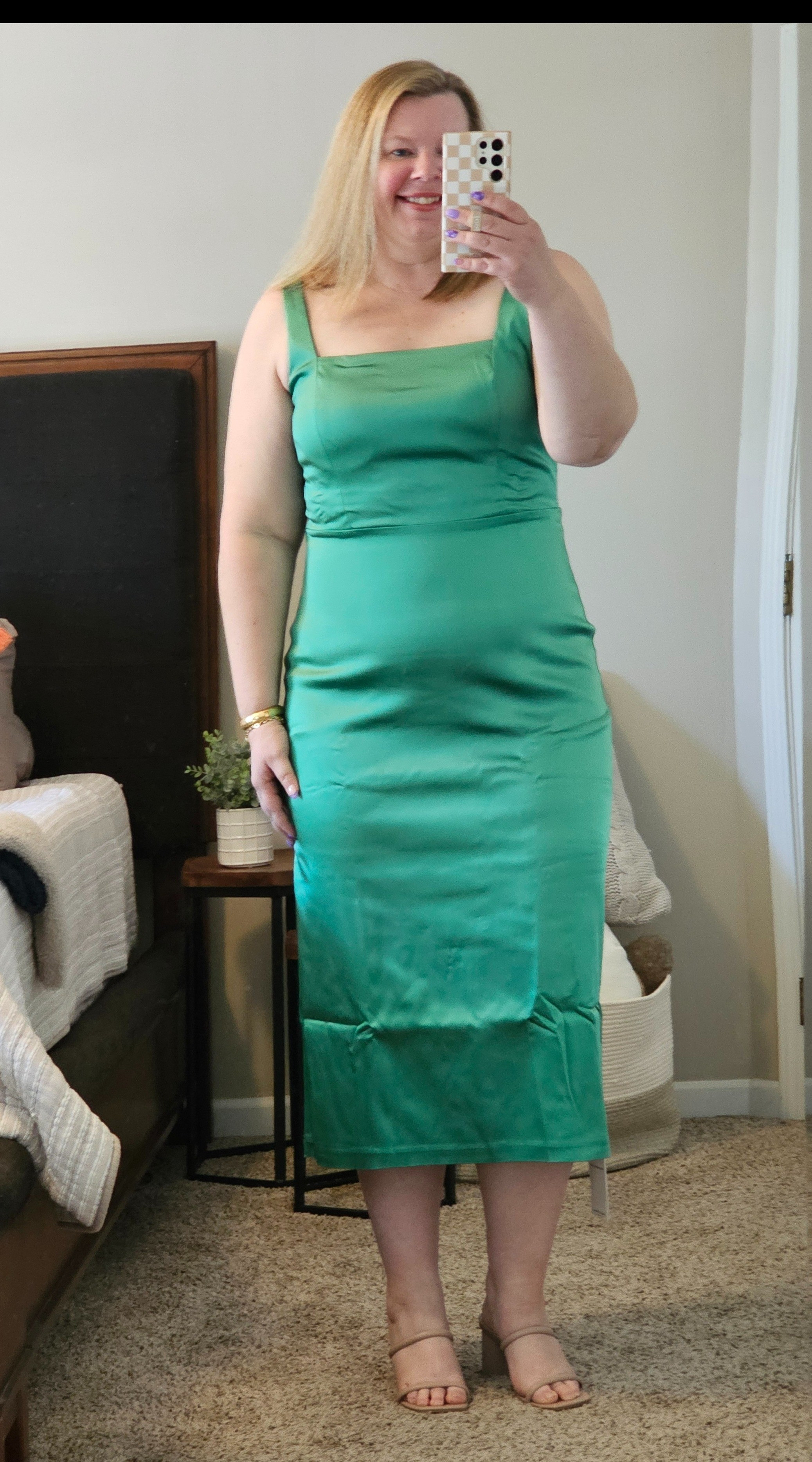 A perfect wedding guest dress!  Comes in lots of colors. I am in an XL. 

#LTKSpringSale #LTKover40 #LTKmidsize