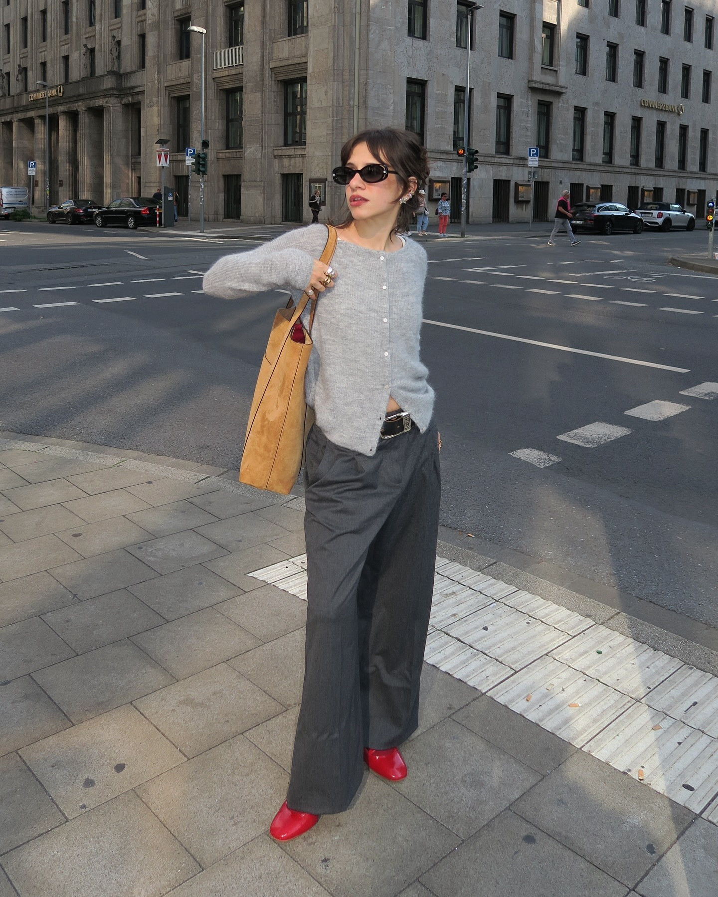 sunny fall day in the city ⭐️