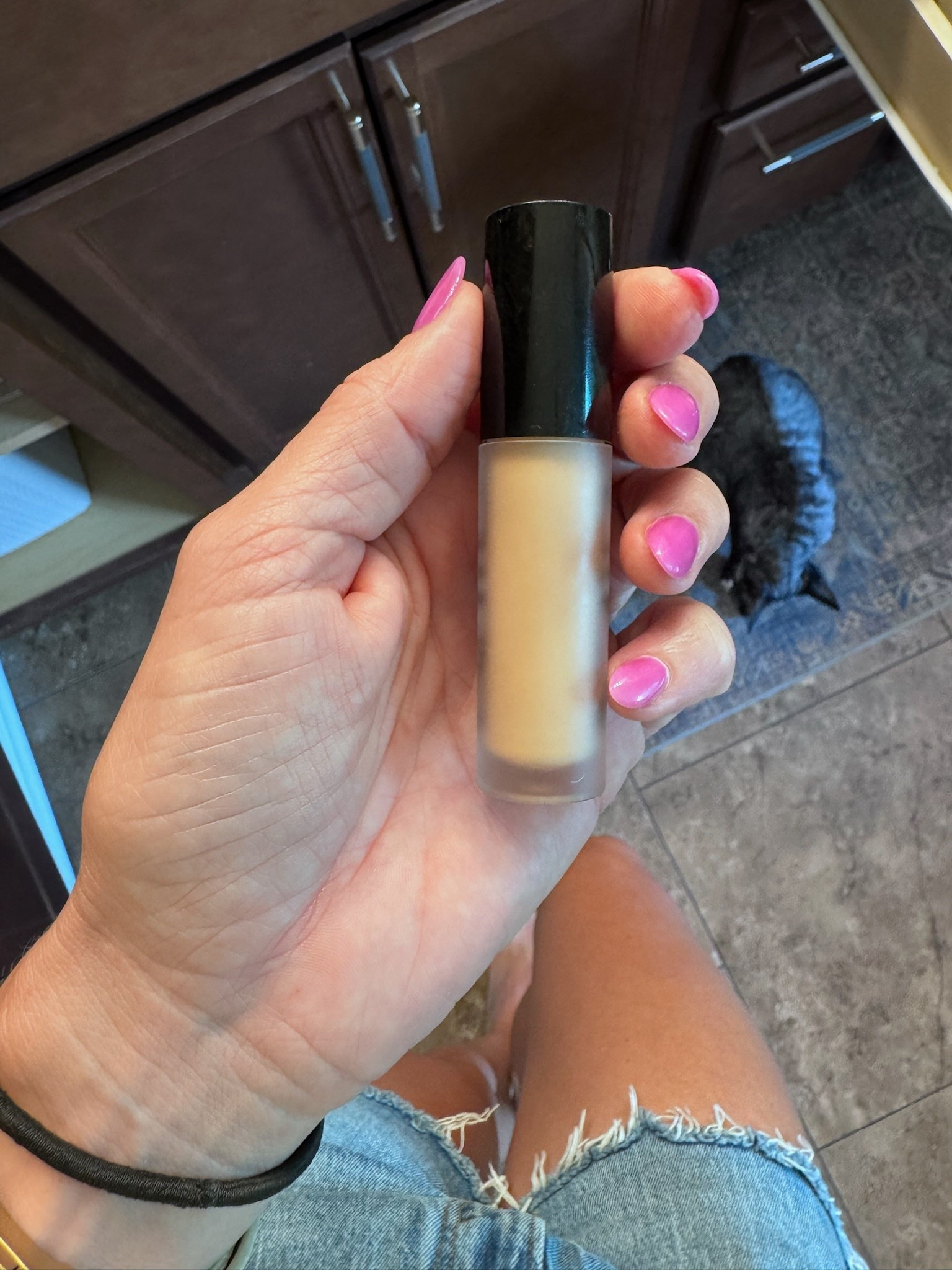 Most underrated concealer in my opinion that I LOVE!! 

#makeup #beautyfavorites #Saiemakeup

#LTKBeauty #LTKFindsUnder50