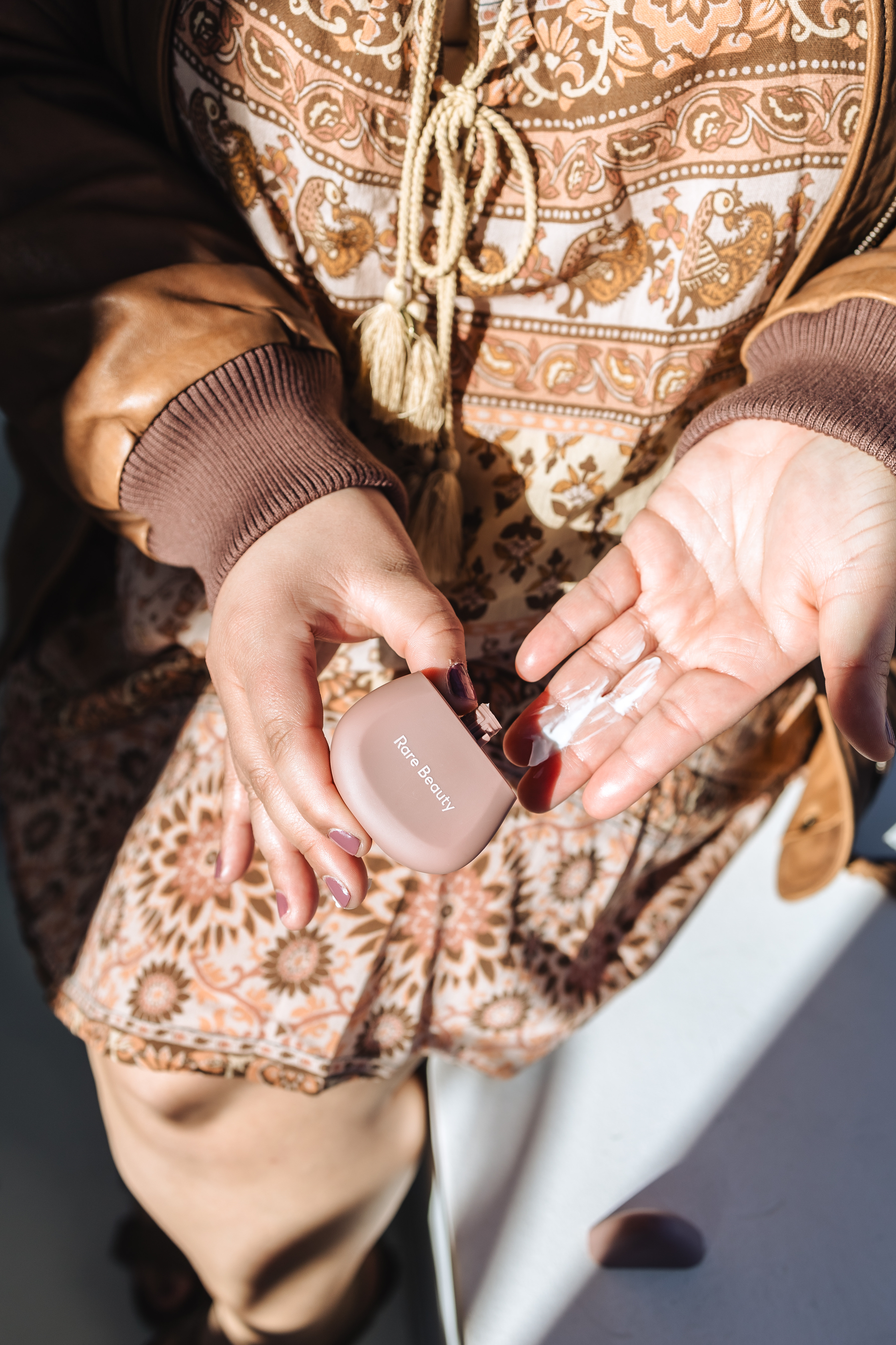 Discover the luxury of Rare Beauty Hand Lotion, perfect for anyone seeking hydration and nourishment for their skin. Its lightweight formula absorbs quickly, leaving hands soft and rejuvenated without a greasy feel. Ideal for busy professionals and beauty enthusiasts alike, this lotion provides lasting moisture while promoting a healthy glow. Treat your hands to the care they deserve with Rare Beauty!